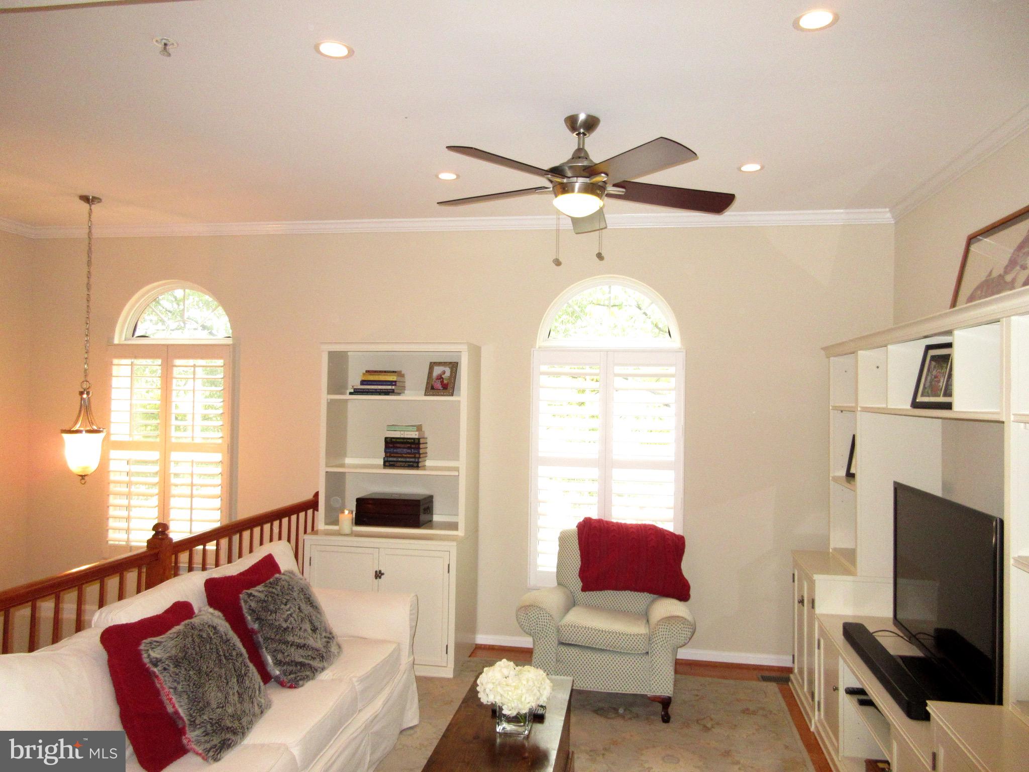 TOWNES AT CAMERON PARKE - Residential