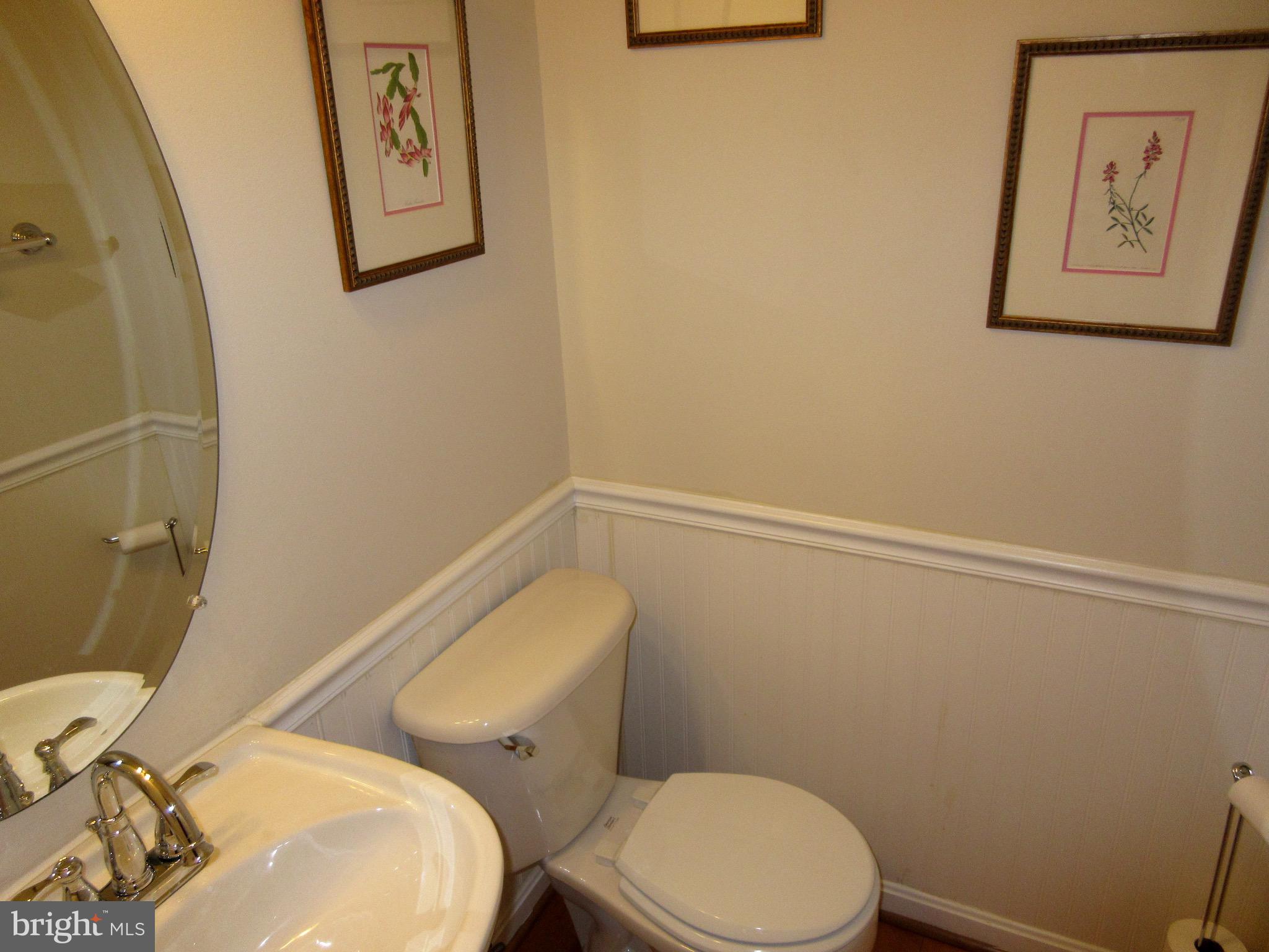 TOWNES AT CAMERON PARKE - Residential