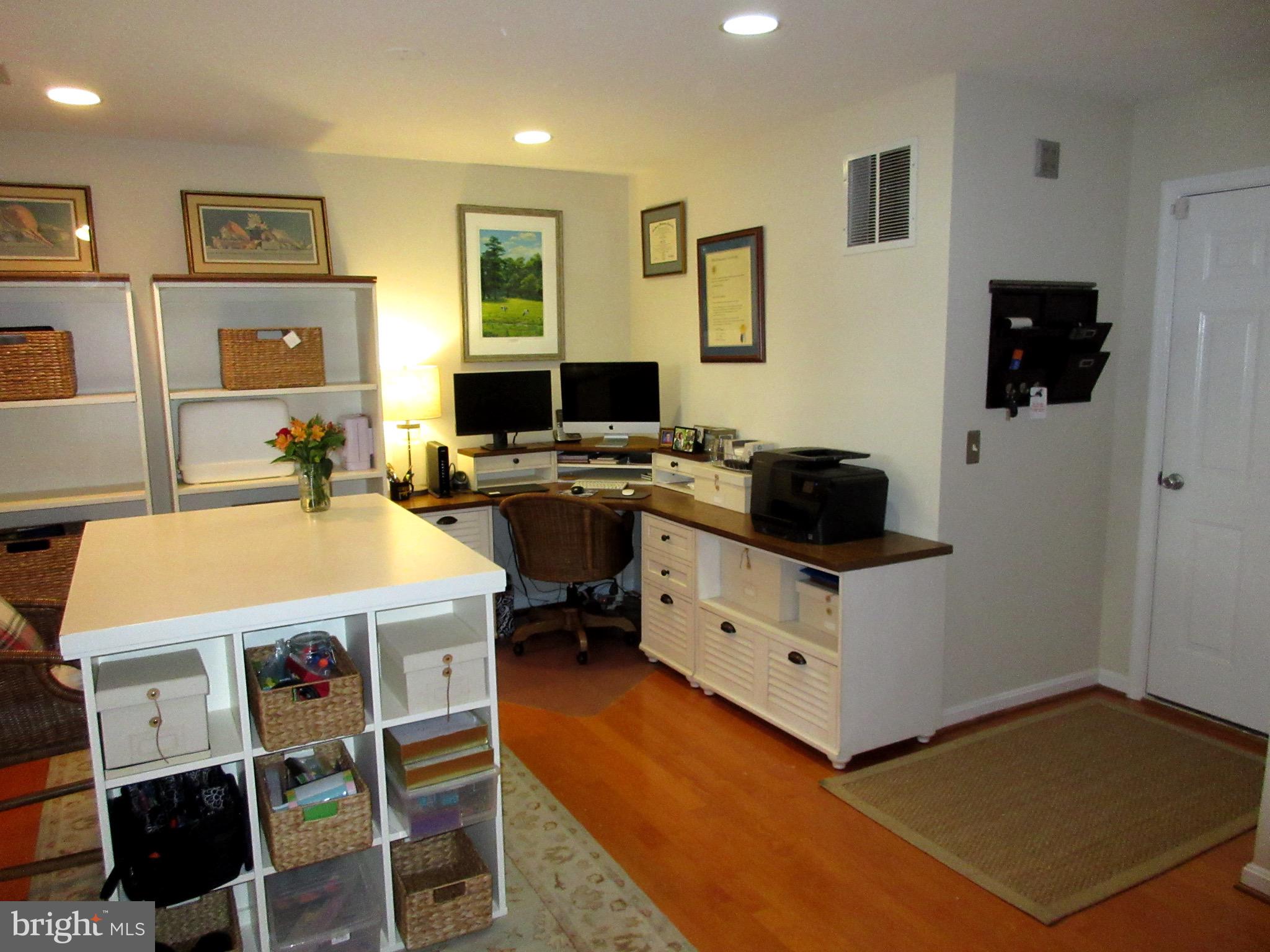 TOWNES AT CAMERON PARKE - Residential