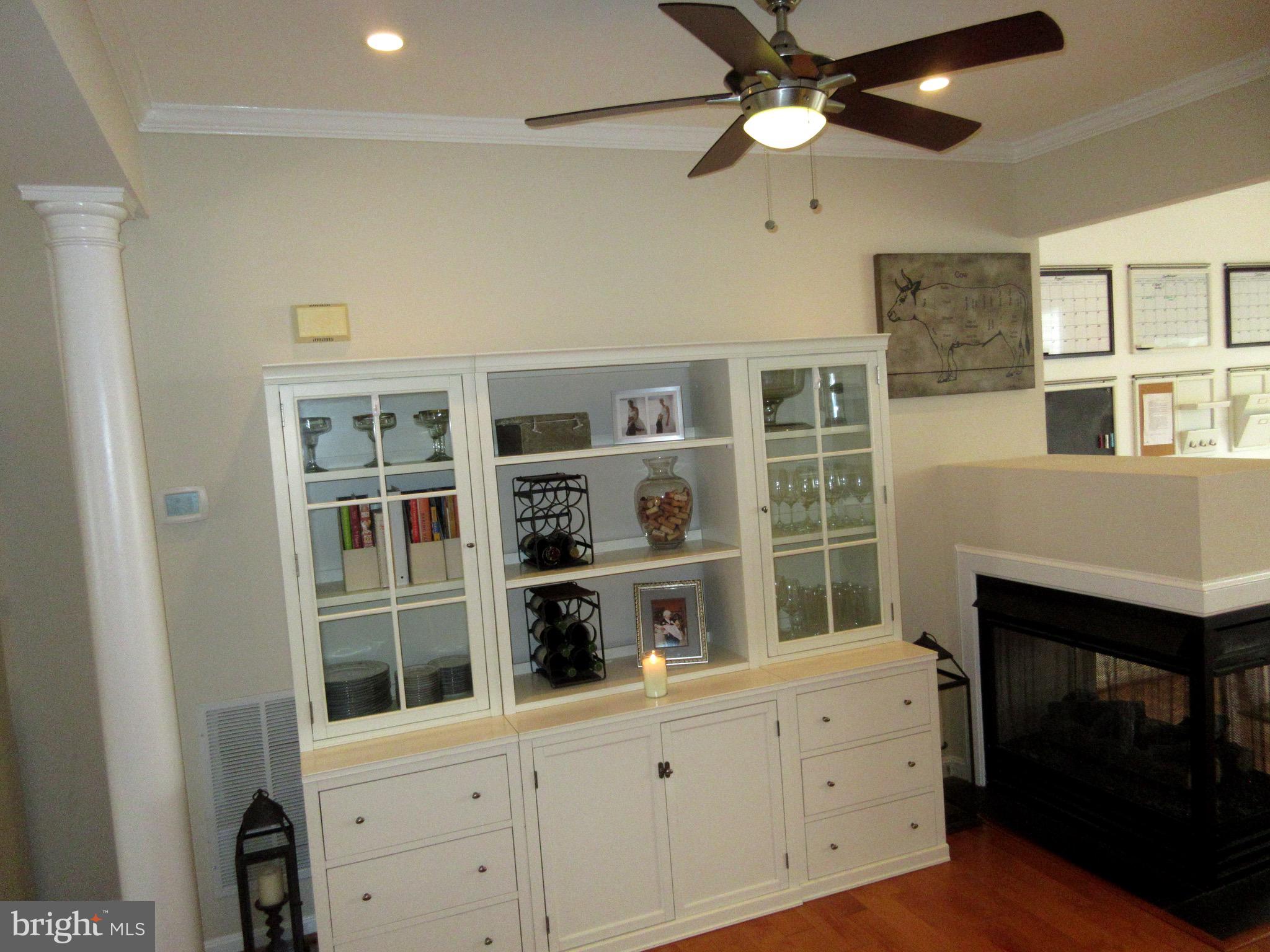 TOWNES AT CAMERON PARKE - Residential