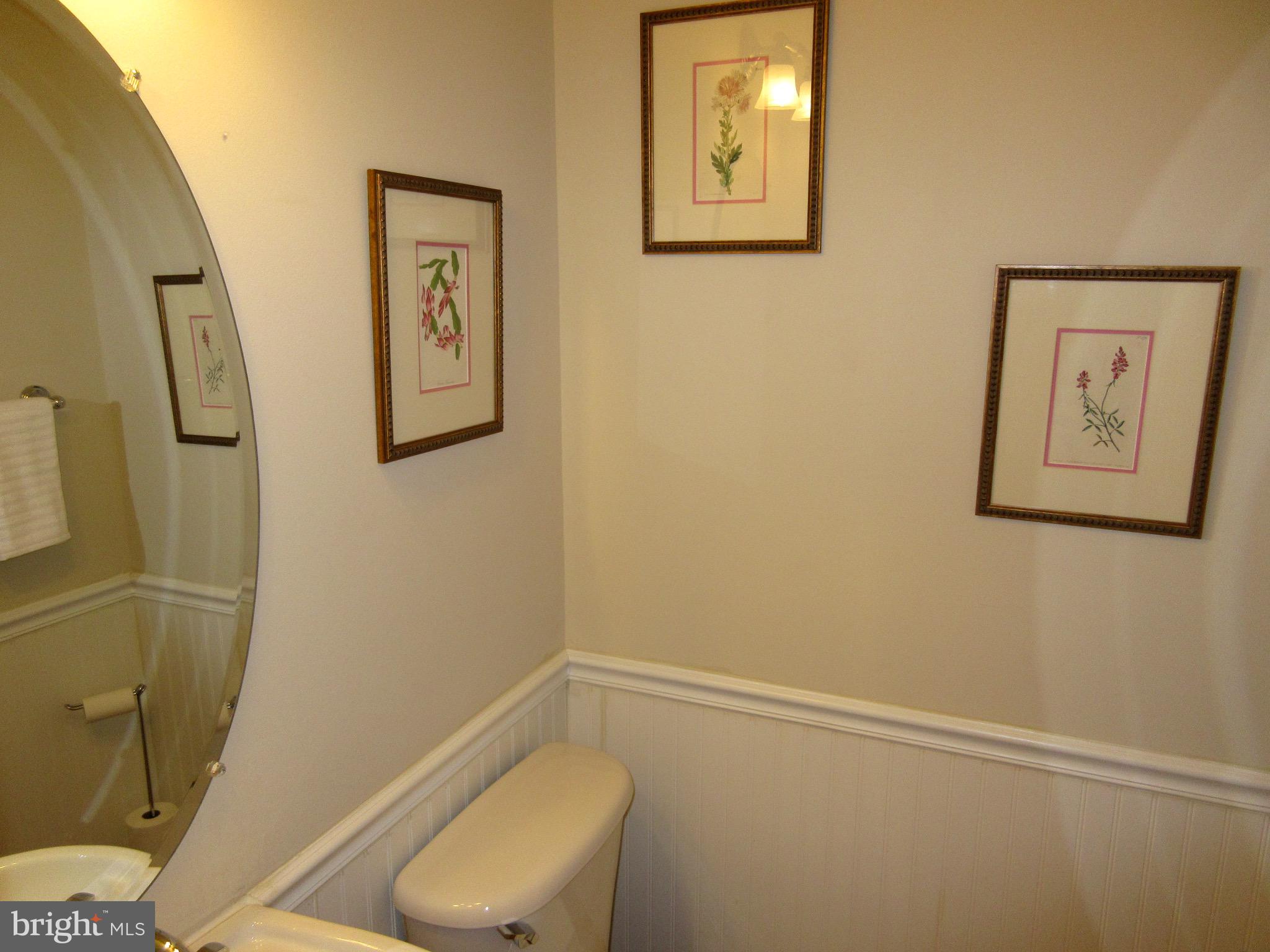 TOWNES AT CAMERON PARKE - Residential