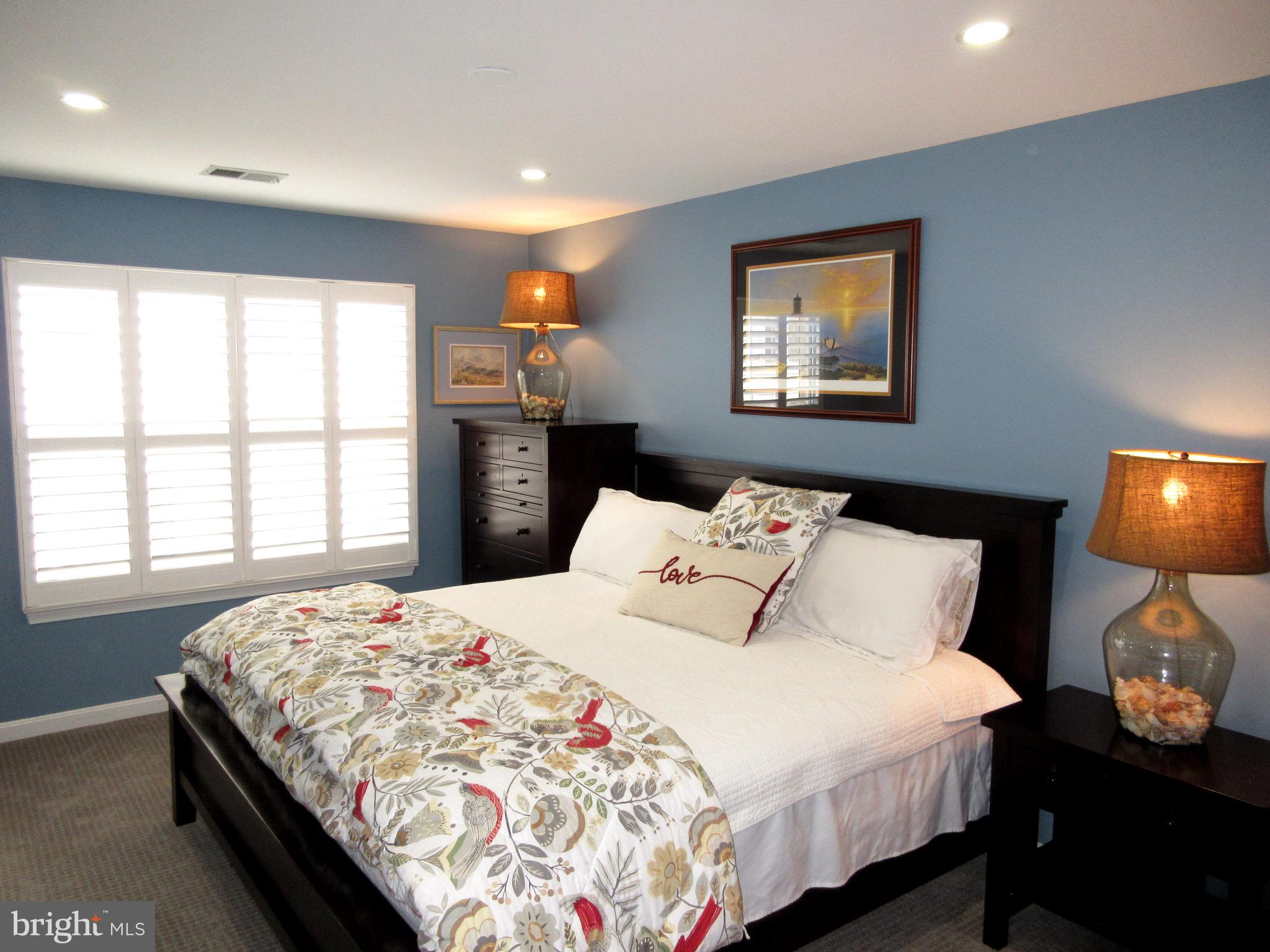 TOWNES AT CAMERON PARKE - Residential