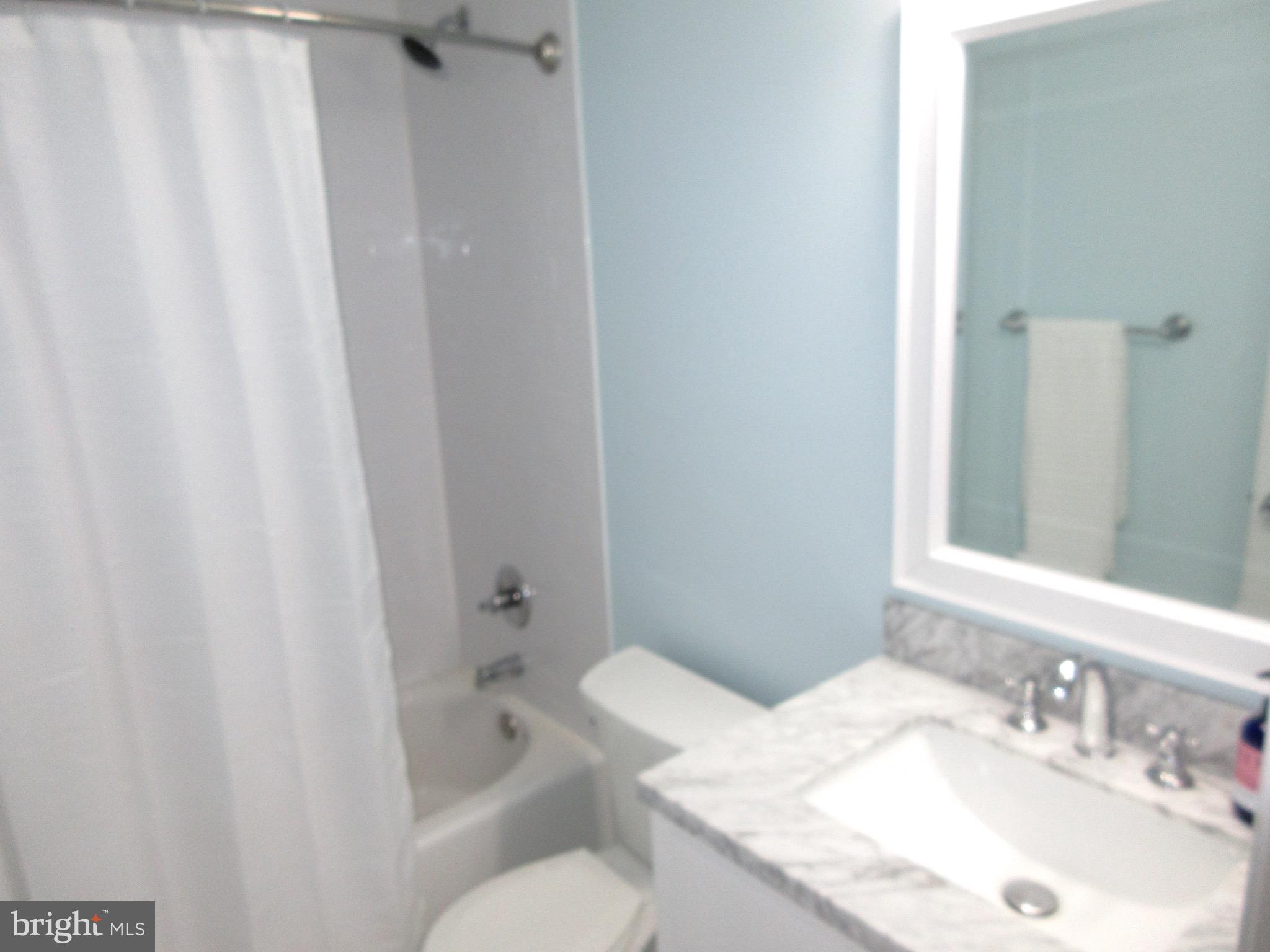 TOWNES AT CAMERON PARKE - Residential