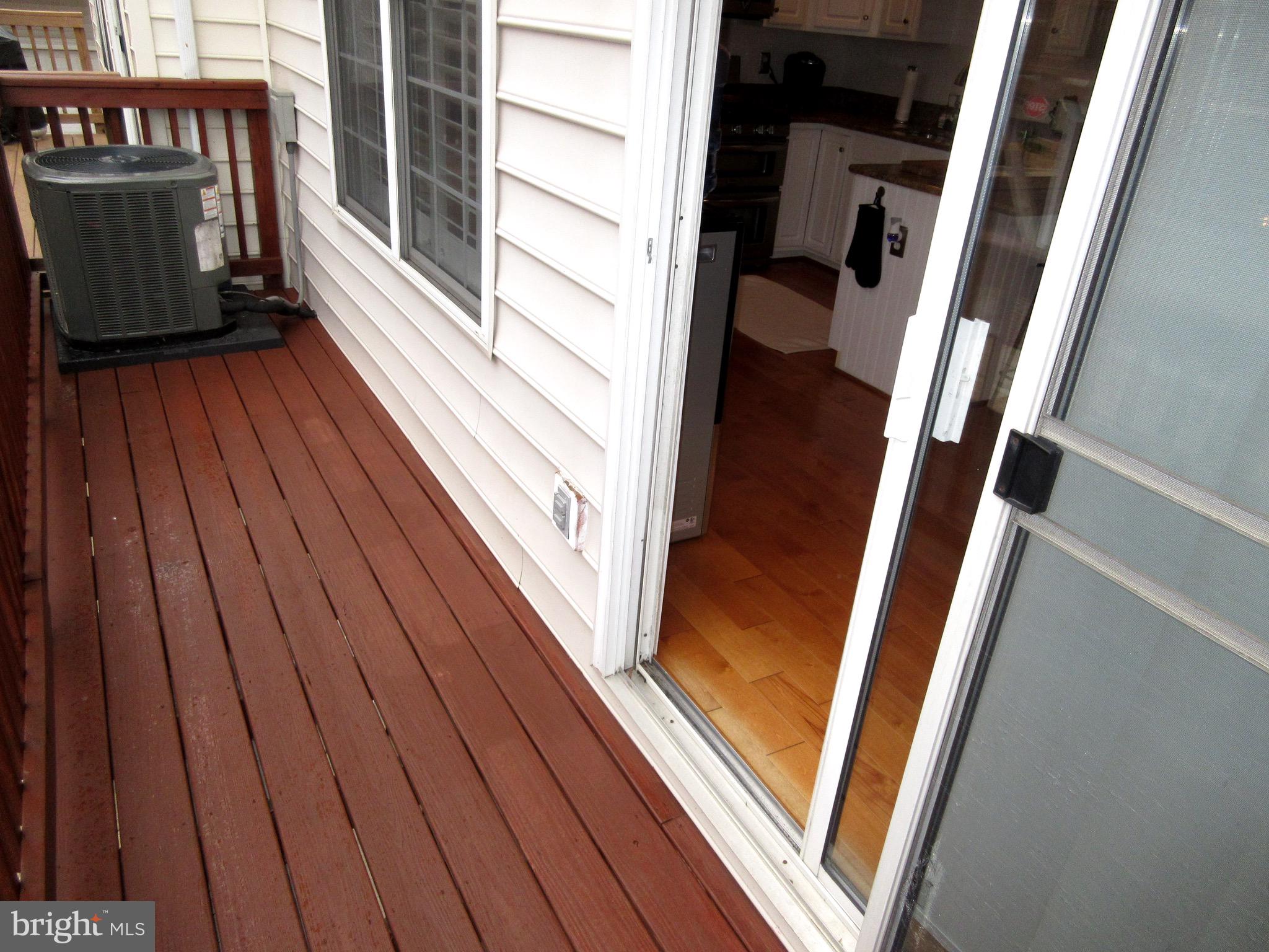 TOWNES AT CAMERON PARKE - Residential