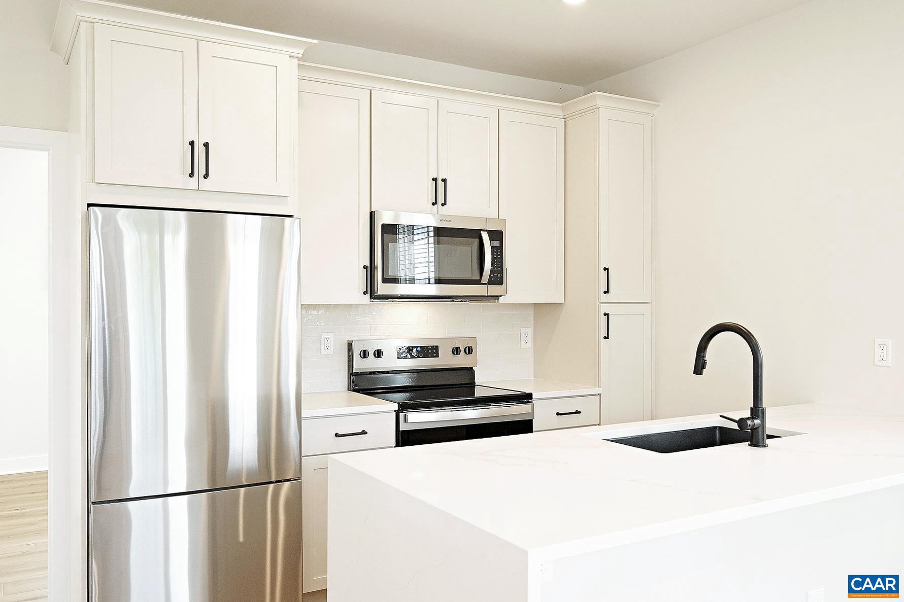 BELMONT - Residential Lease