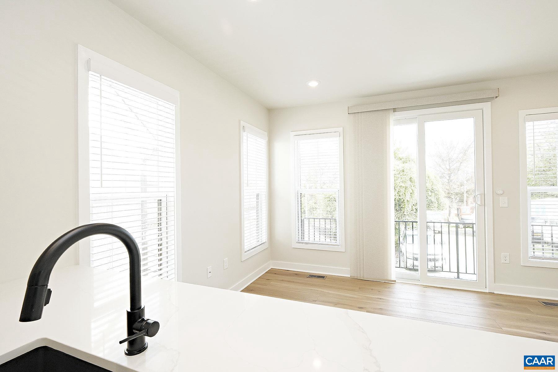 BELMONT - Residential Lease