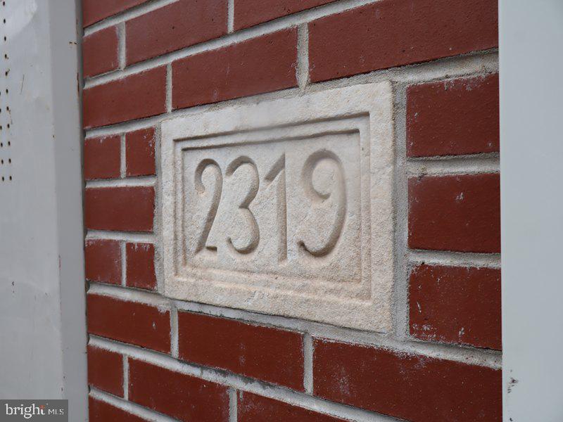2319 GREENWICH STREET