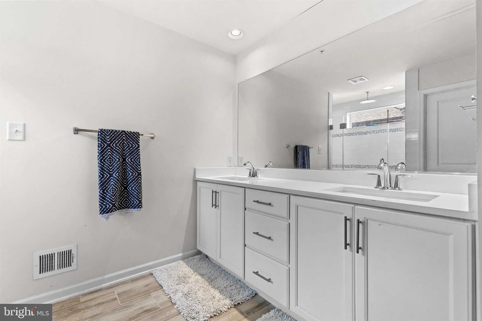 NEW MARKET - Residential