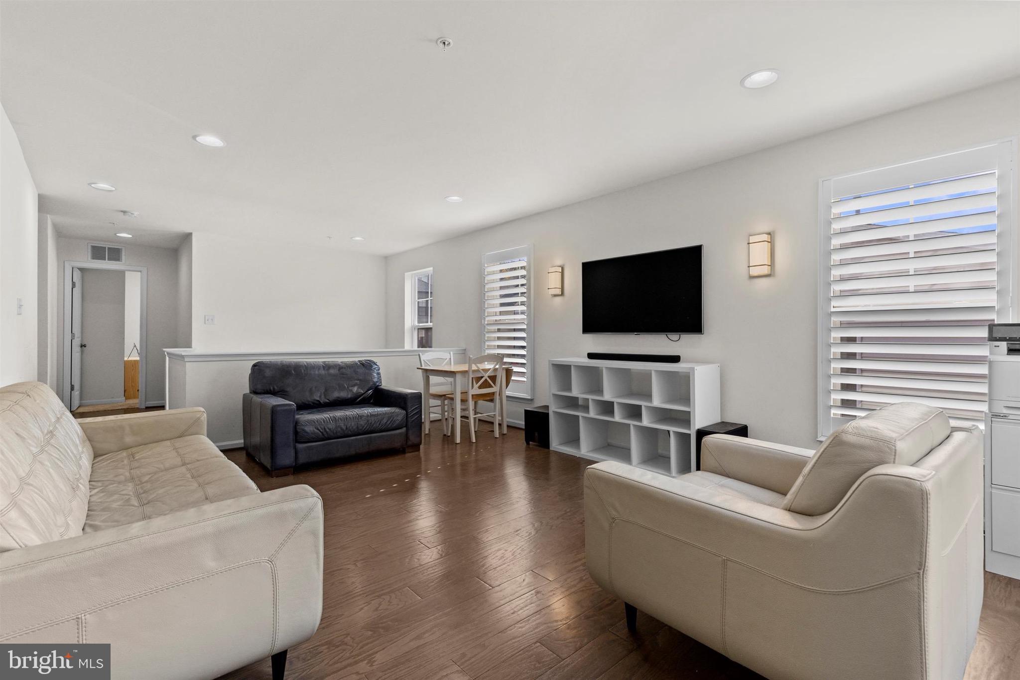 NEW MARKET - Residential