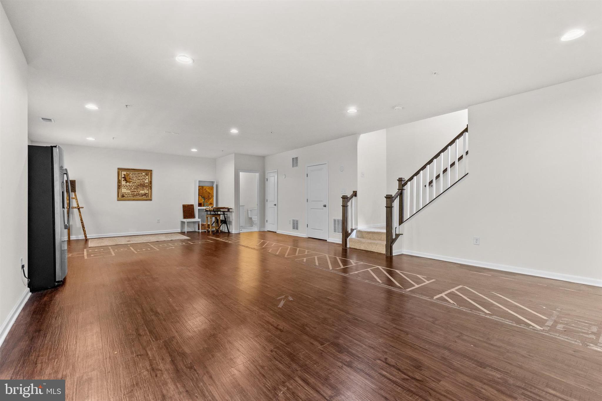 NEW MARKET - Residential