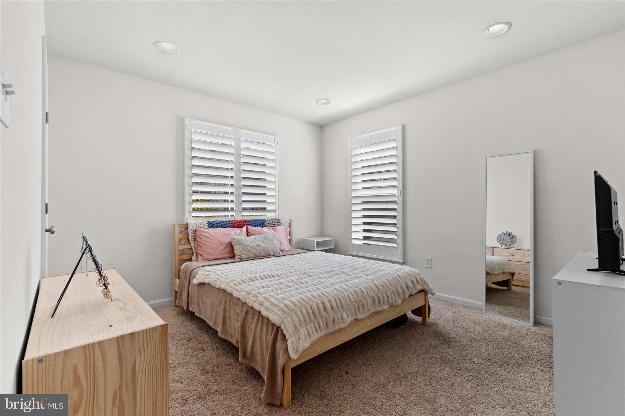 NEW MARKET - Residential