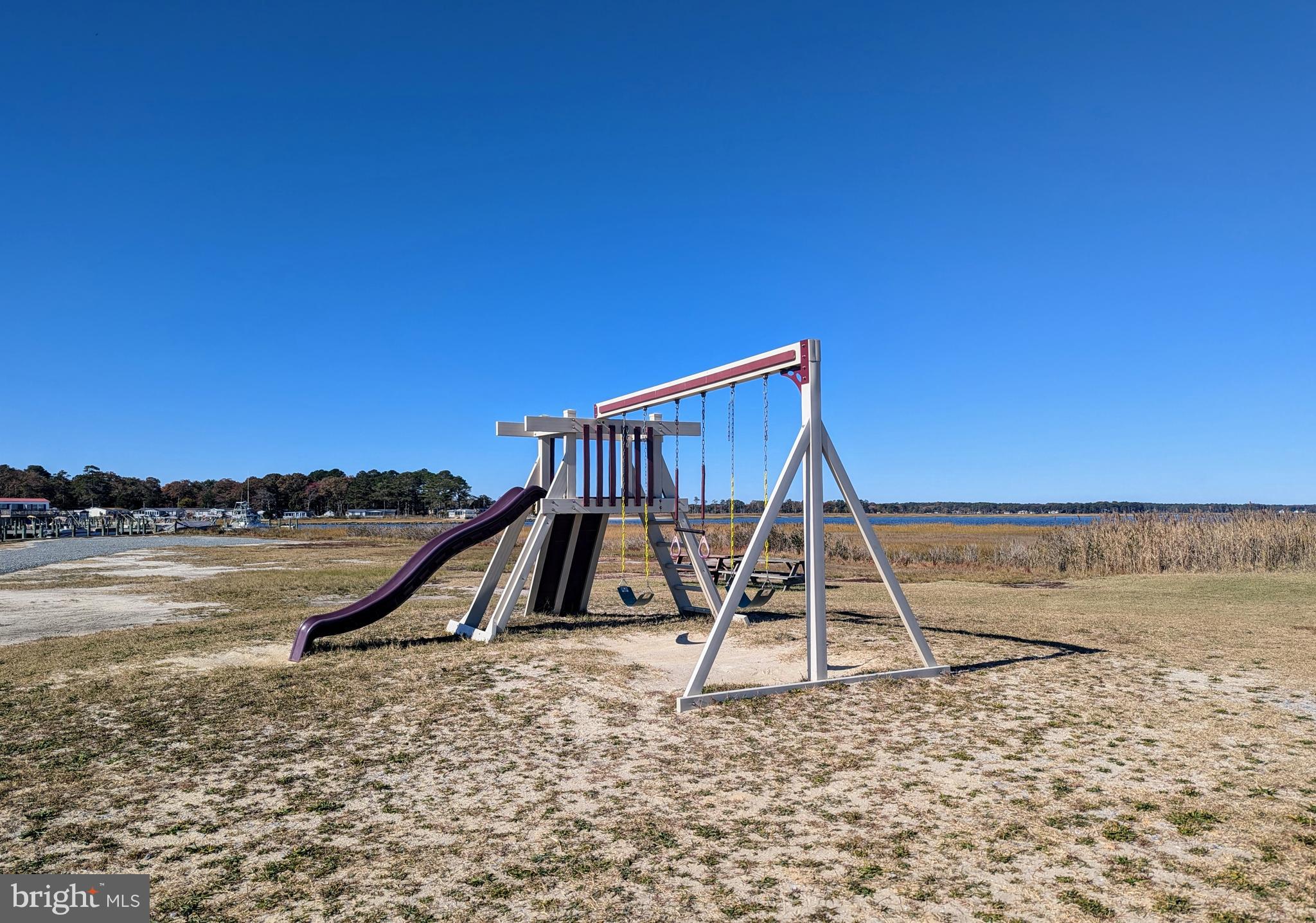 BAY CITY - Residential