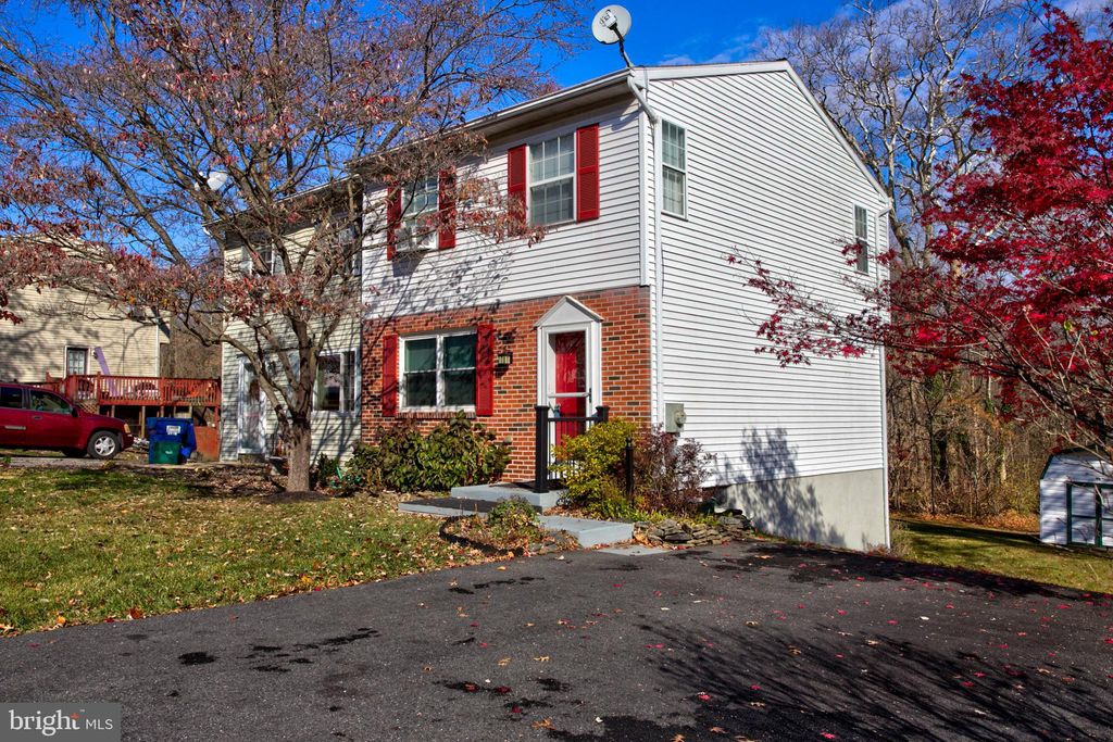 Photo of 1062 Williamsburg Road, Lancaster, PA 17603 (MLS # PALA2058946)