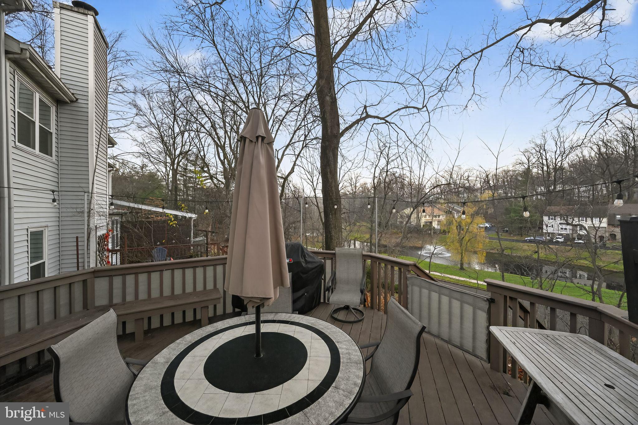 WOODLYN CROSSING - Residential