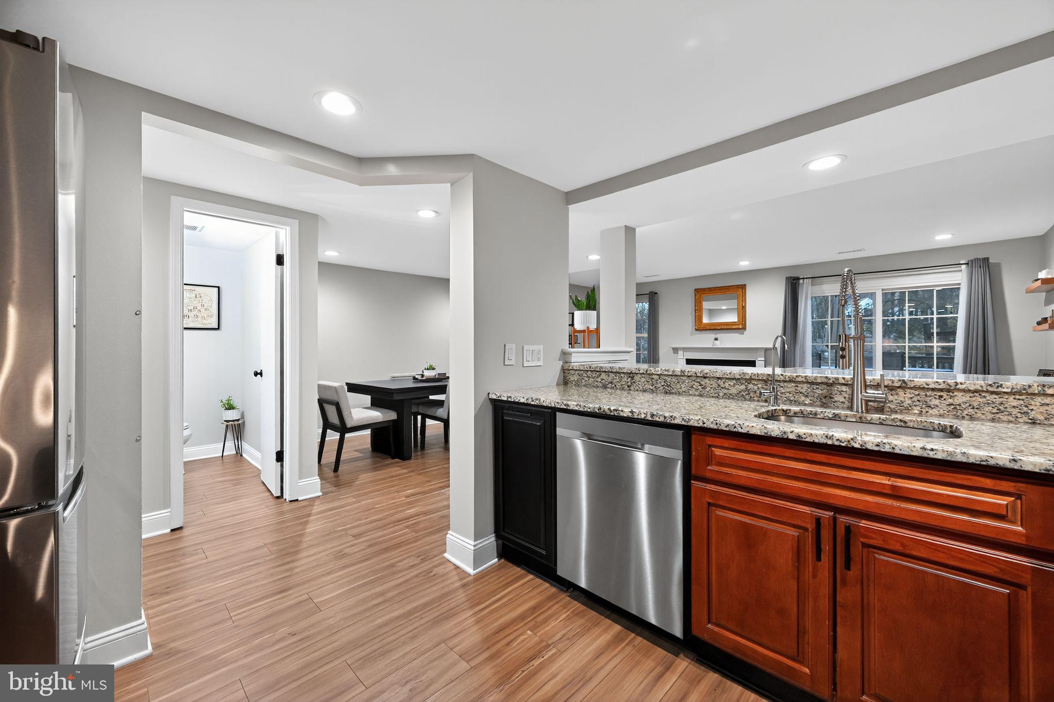 WOODLYN CROSSING - Residential