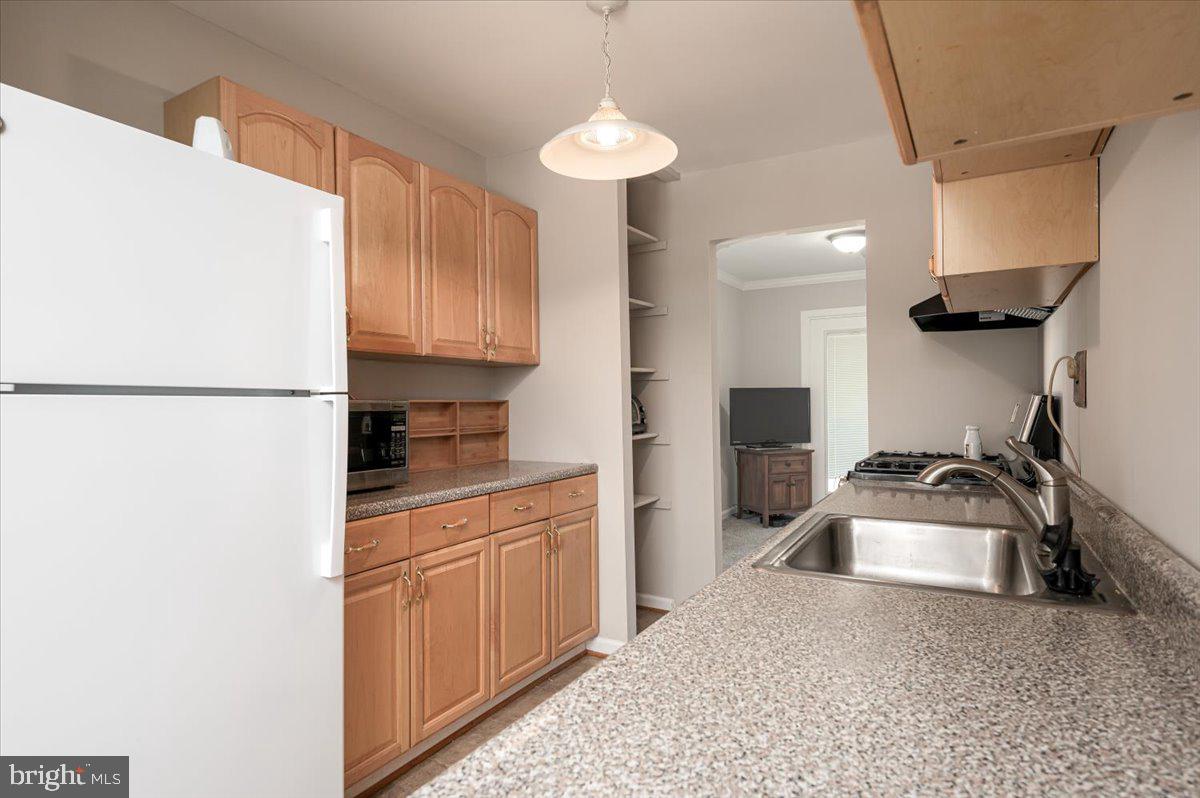 HUNTSMOOR VILLAGE NORTH - Residential