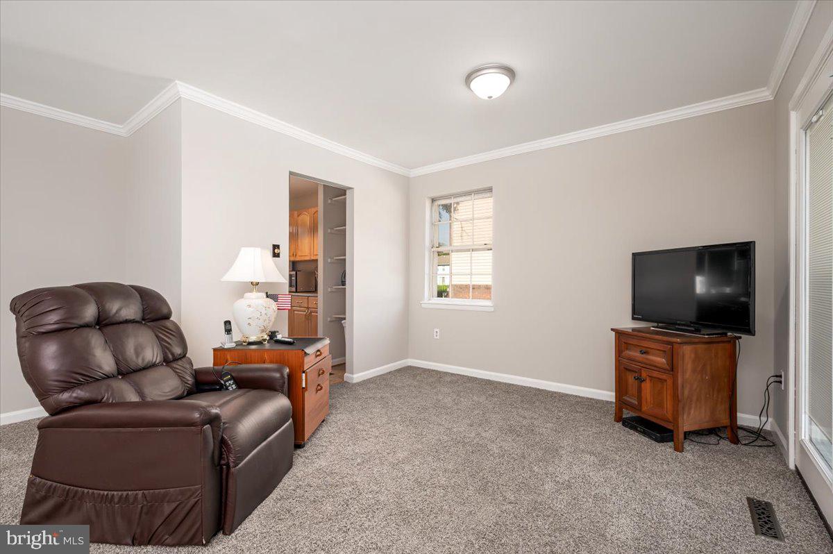 HUNTSMOOR VILLAGE NORTH - Residential