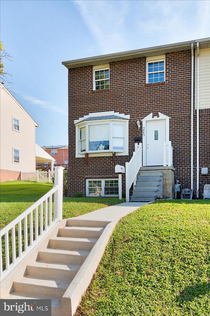 HUNTSMOOR VILLAGE NORTH - Residential