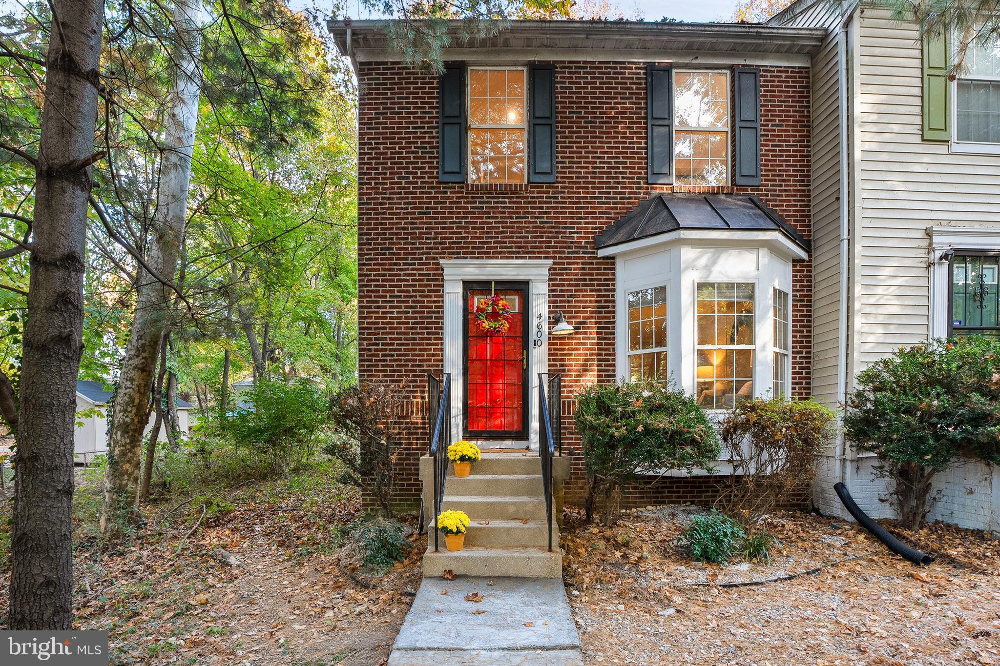 Home before the holidays and perfect for a first time home buyer! Discover the perfect blend of privacy, space, and style in this beautifully updated all-brick end-unit home. Nestled in a quiet, secluded section of the community with serene tree-lined views, this townhome offers an ideal retreat.
Inside, you’ll find two large suites on the upper level, each with providing ample space for relaxation. NEW carpets just installed on the stairs and the entire upper level. The main level has an impressive eat-in kitchen equipped with custom flooring, stainless steel appliances and backyard access for barbecue or dinner al fresco. A powder room convenient for guests is just off of the living and dining areas that are fitted with gorgeous dark wood floors, recessed lighting and bay window for the views and natural light. The NEW renovated basement is an entertainer’s dream. Features included recessed lighting, a custom bar, wine refrigerator, and a versatile space that can be used as a den, home office or extra bedroom perfectly positioned next to a new beautifully designed full bathroom with in-ceiling speaker.
Step outside to a huge, fully fenced backyard with a low-maintenance Trex deck, complete with outlets and in-floor lighting for upgraded evening ambiance. You will love this hassle-free space. Plus, plenty of off-street parking for ease and accessibility!
Enjoy modern comfort and privacy in this one of kind property. Don’t miss the opportunity to call this home your own!