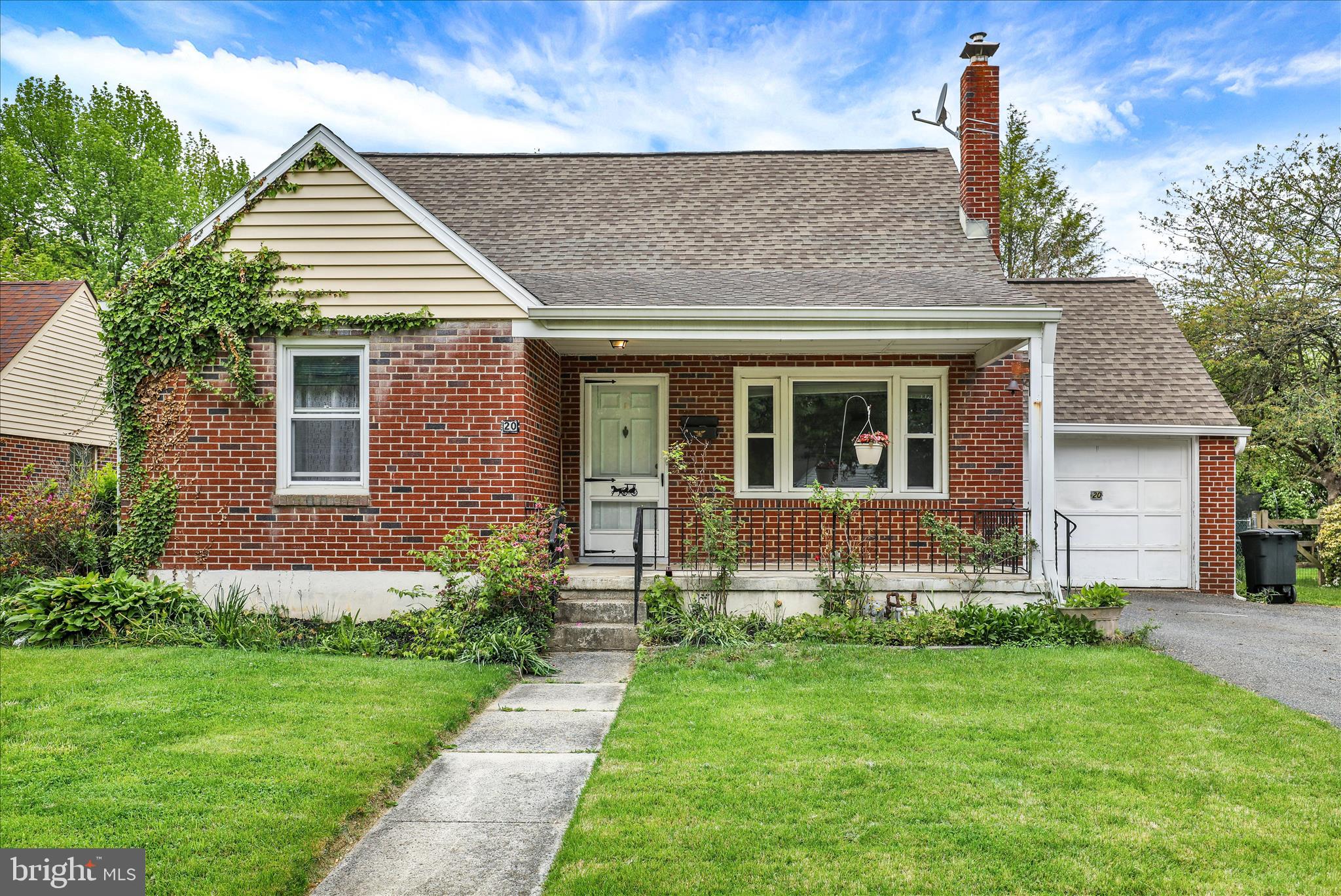 20 VALLEY ROAD