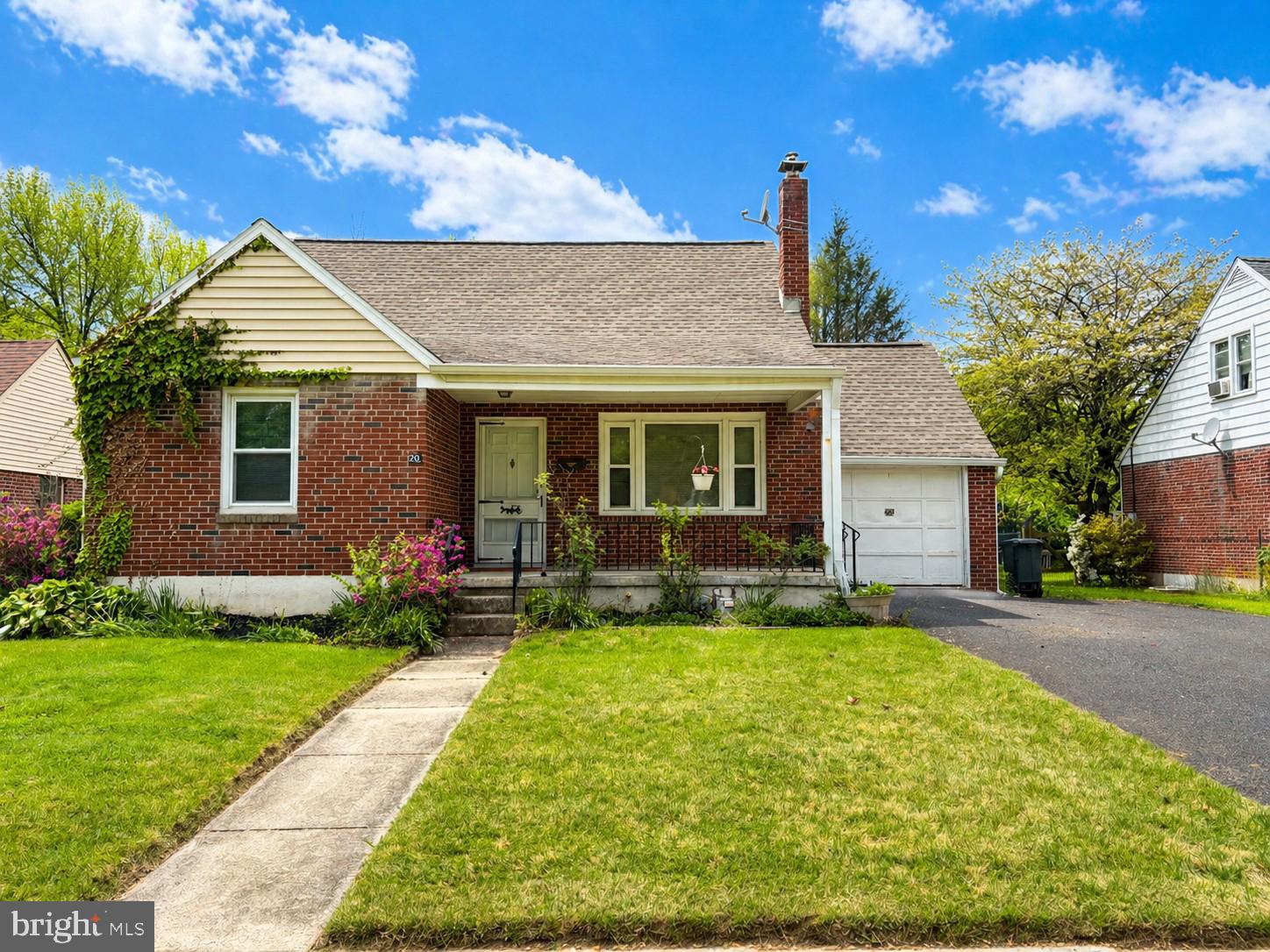 20 VALLEY ROAD