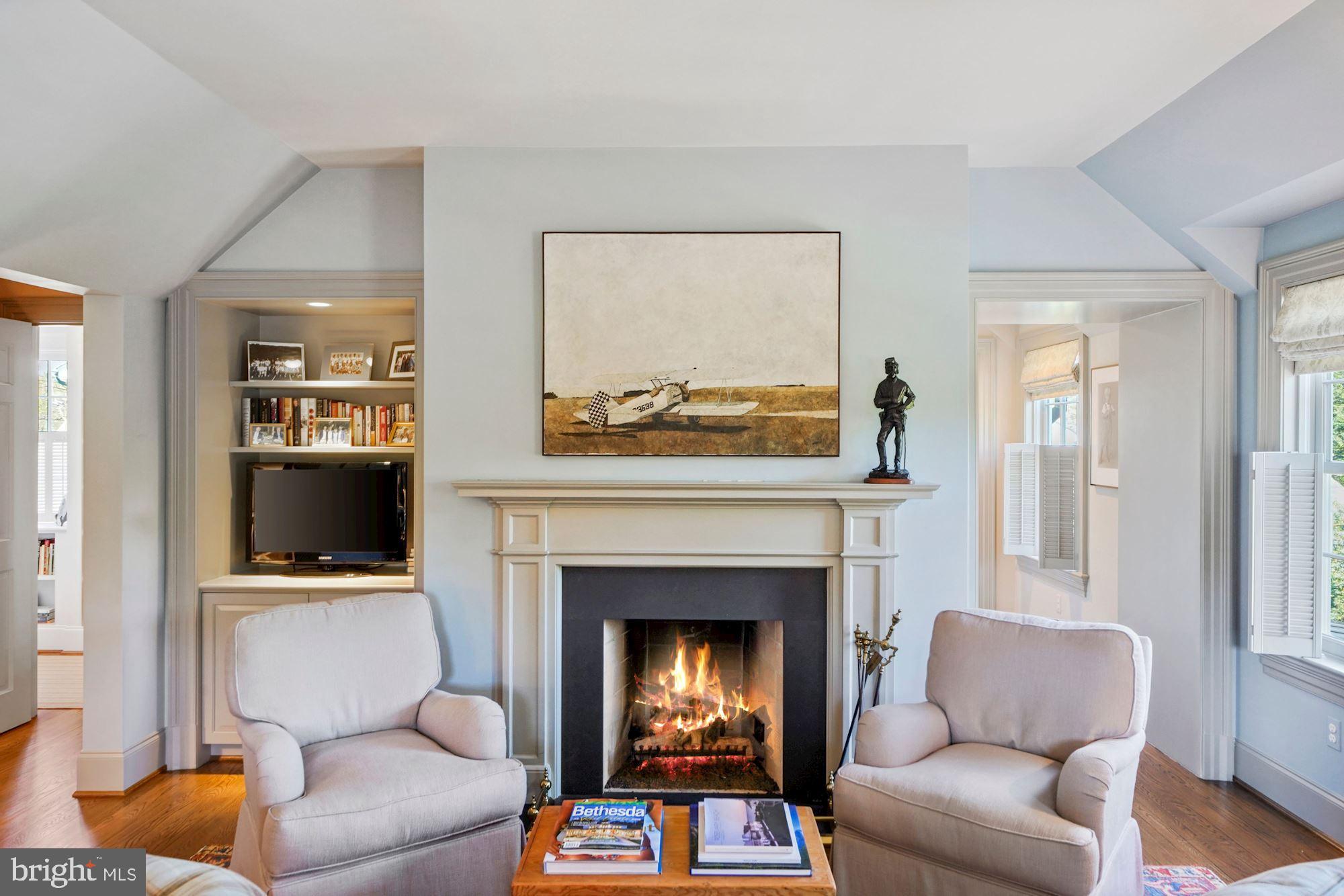 CHEVY CHASE - Residential