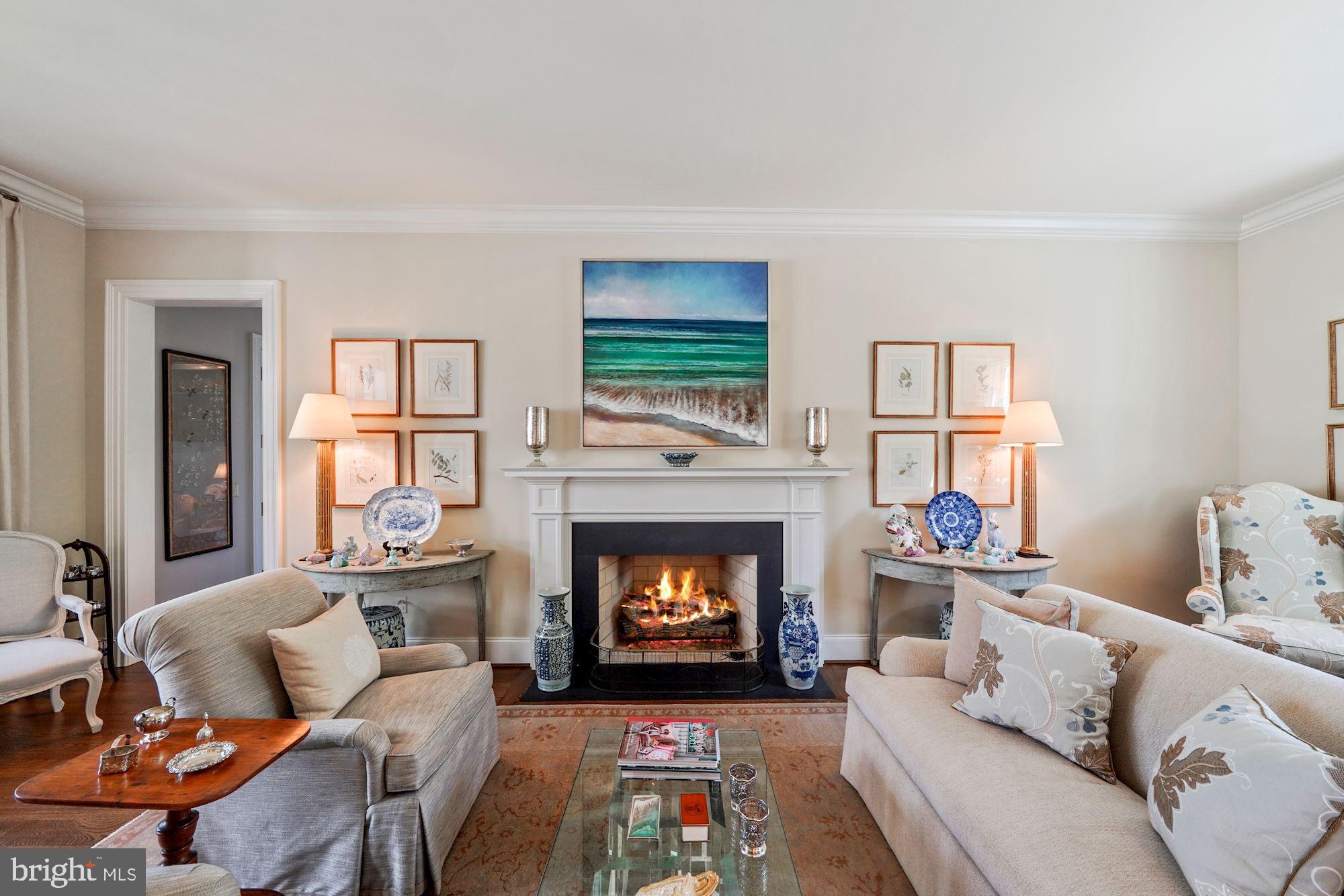 CHEVY CHASE - Residential