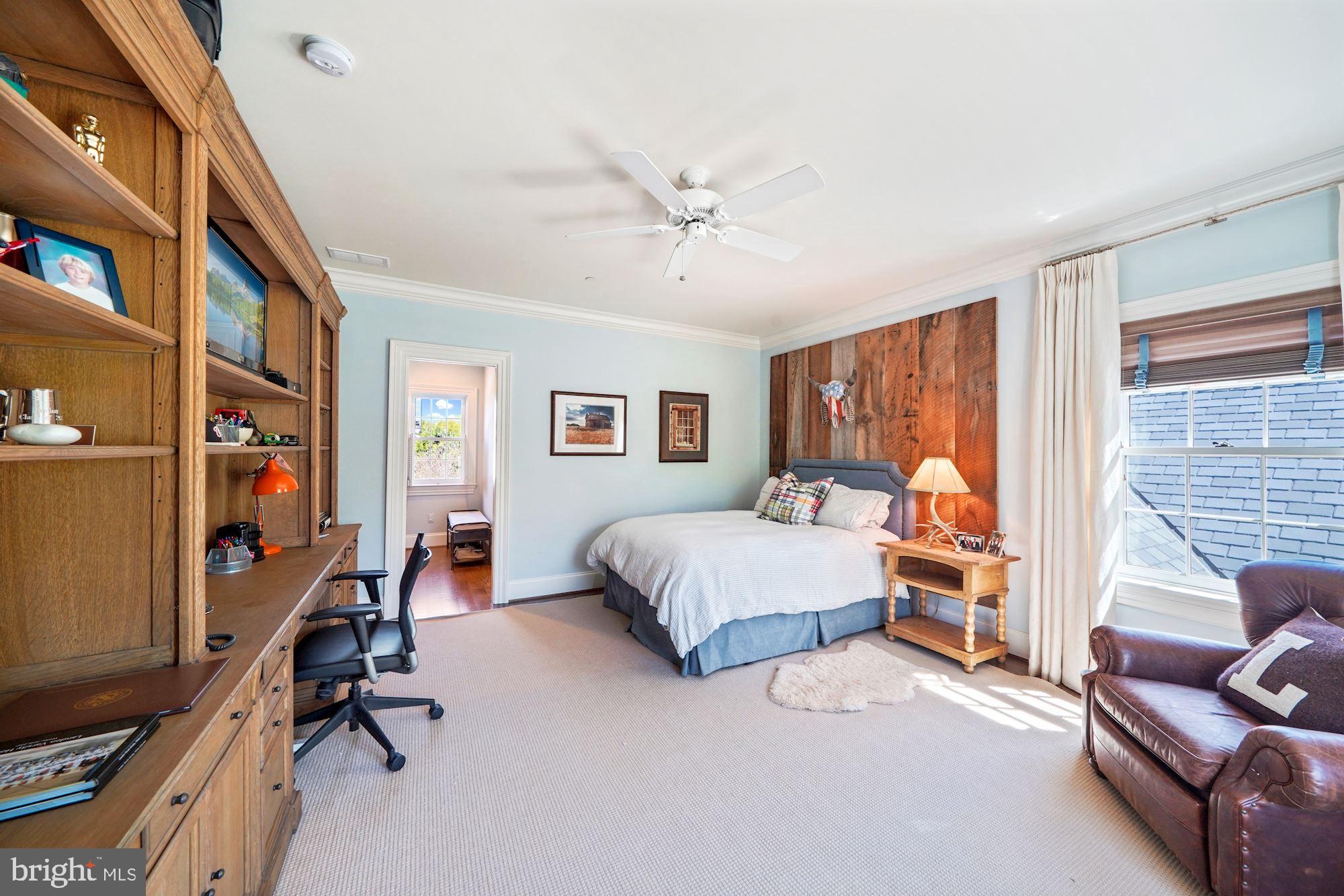 CHEVY CHASE - Residential