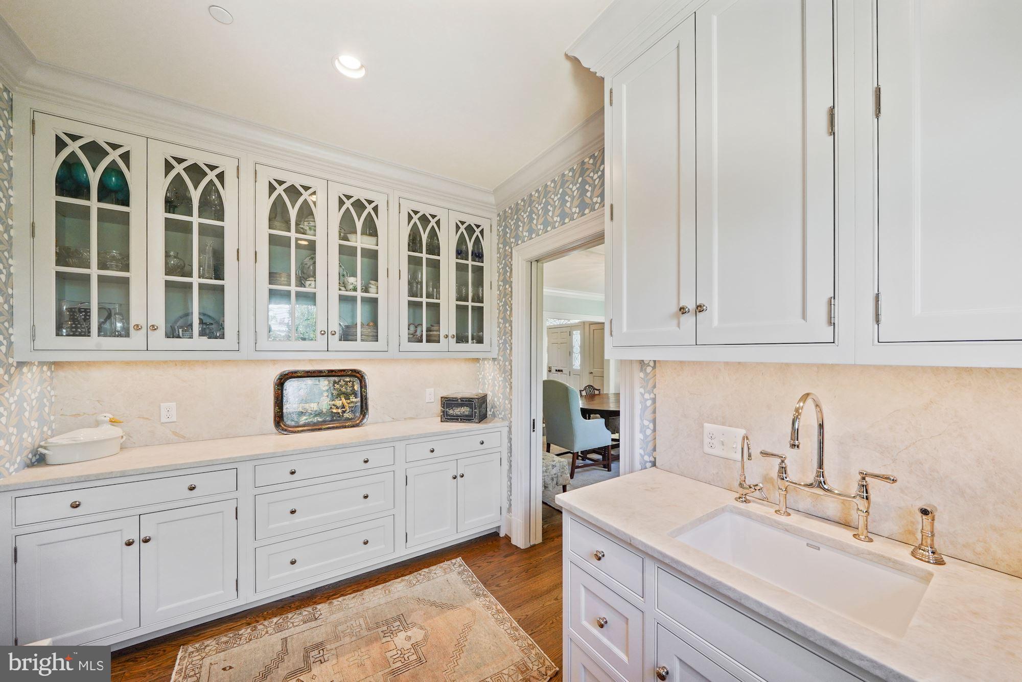 CHEVY CHASE - Residential