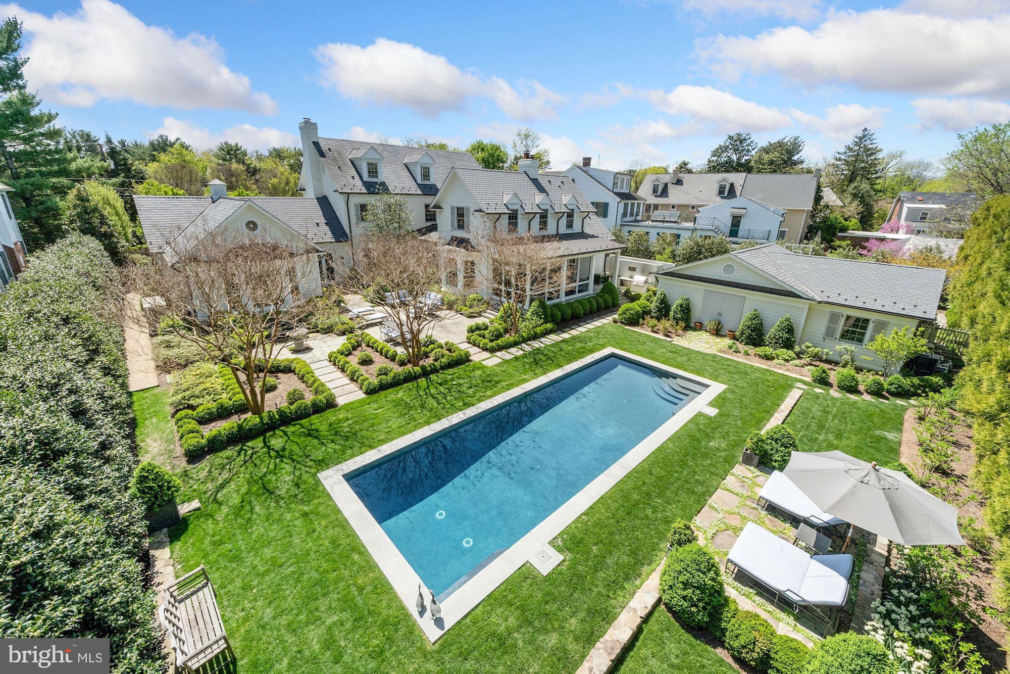 CHEVY CHASE - Residential