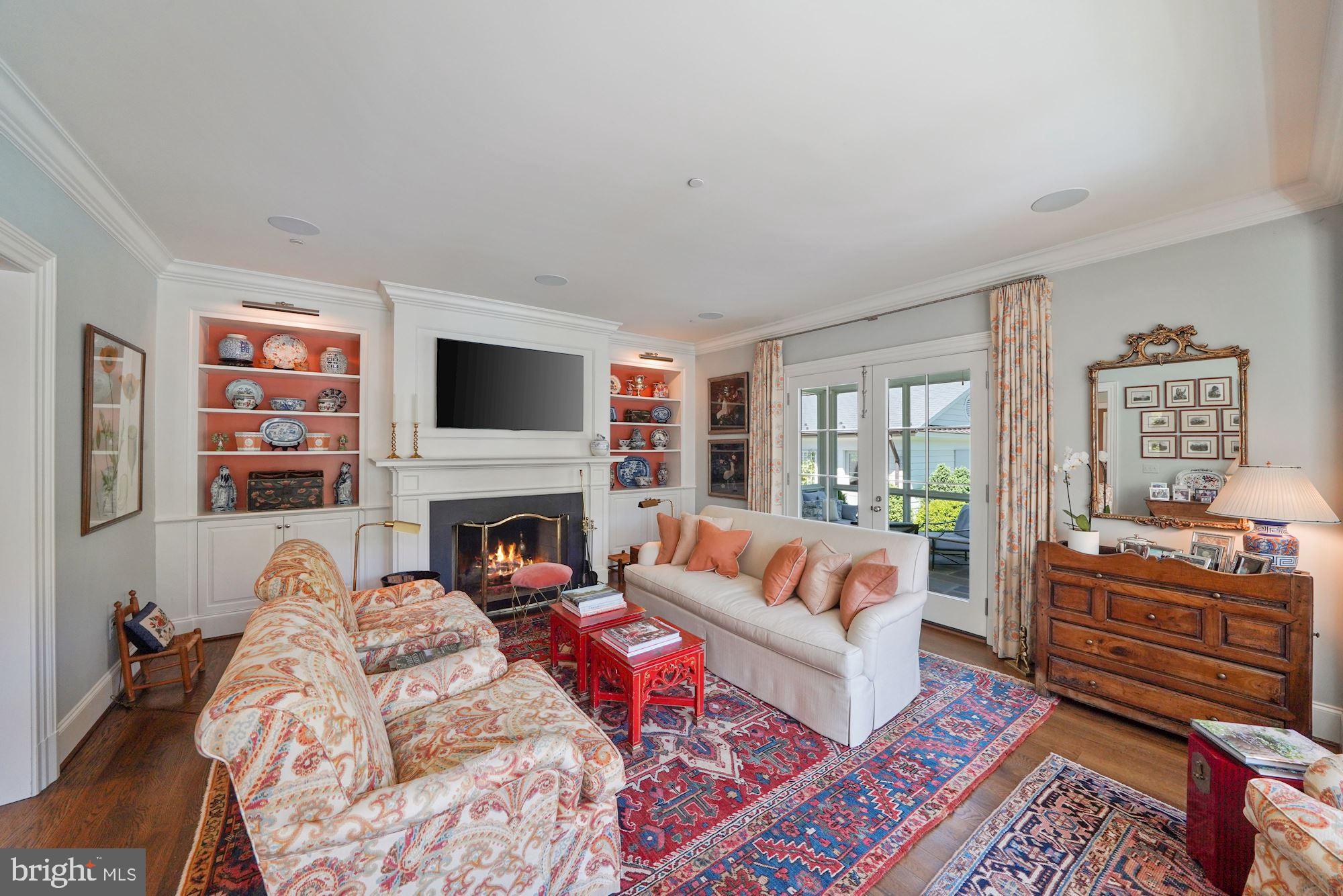 CHEVY CHASE - Residential