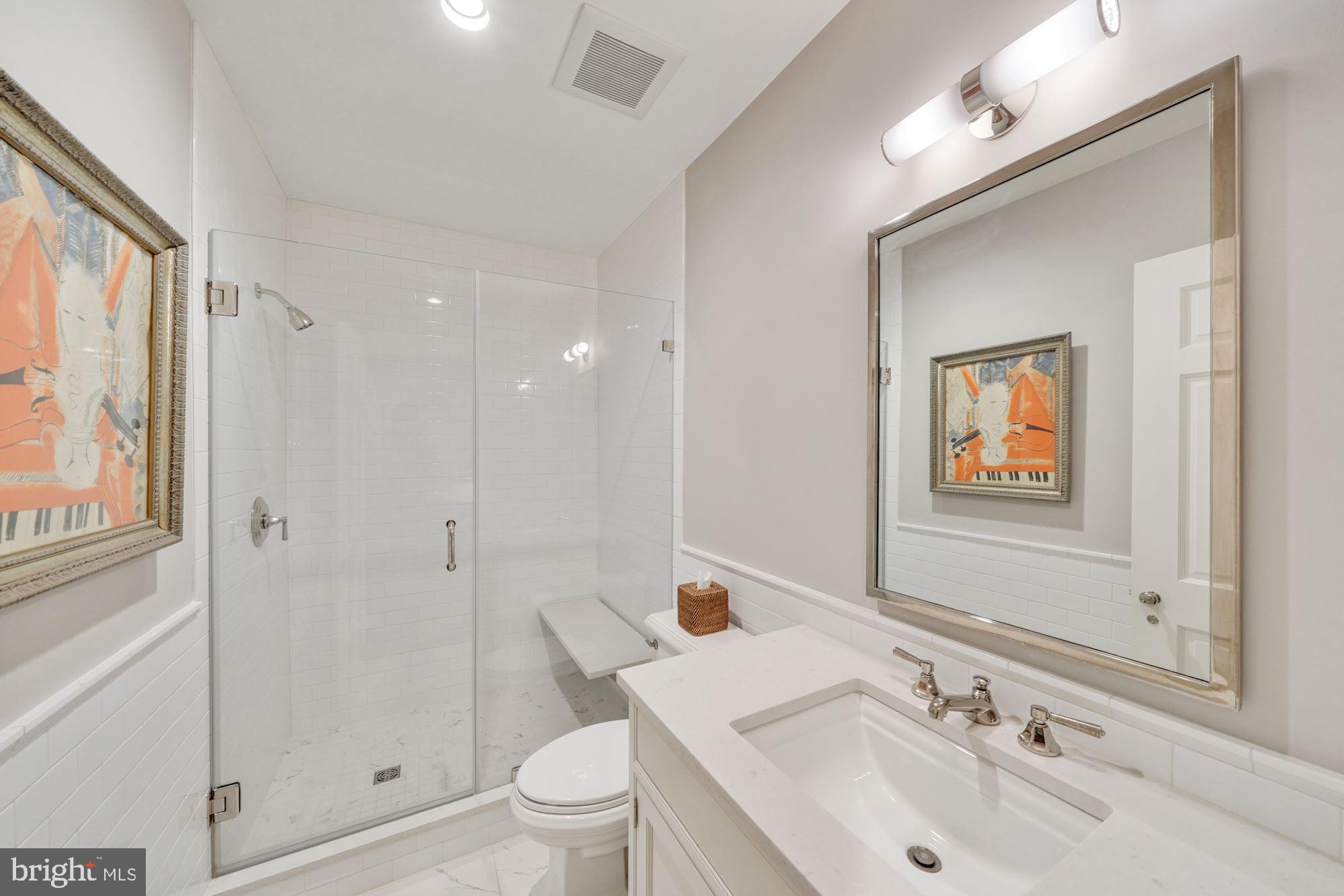 CHEVY CHASE - Residential