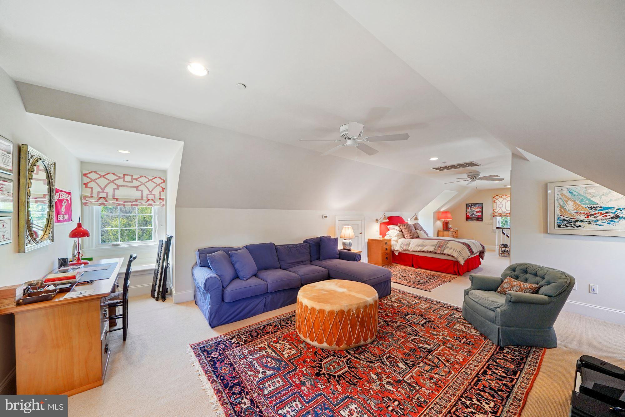 CHEVY CHASE - Residential