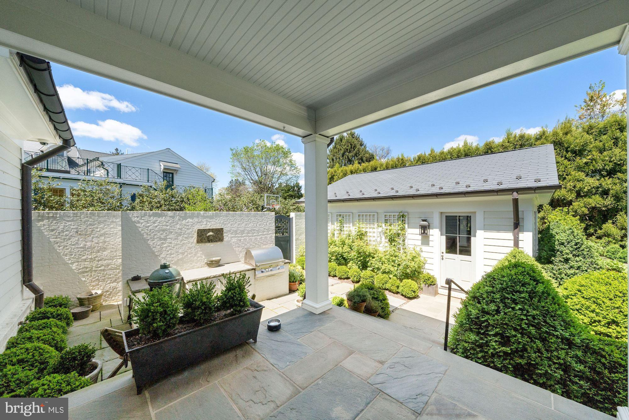 CHEVY CHASE - Residential