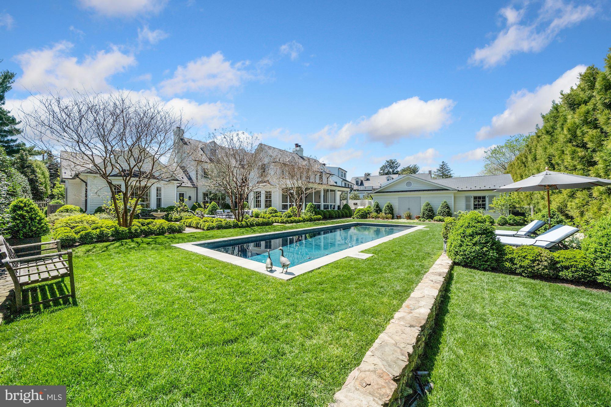 CHEVY CHASE - Residential