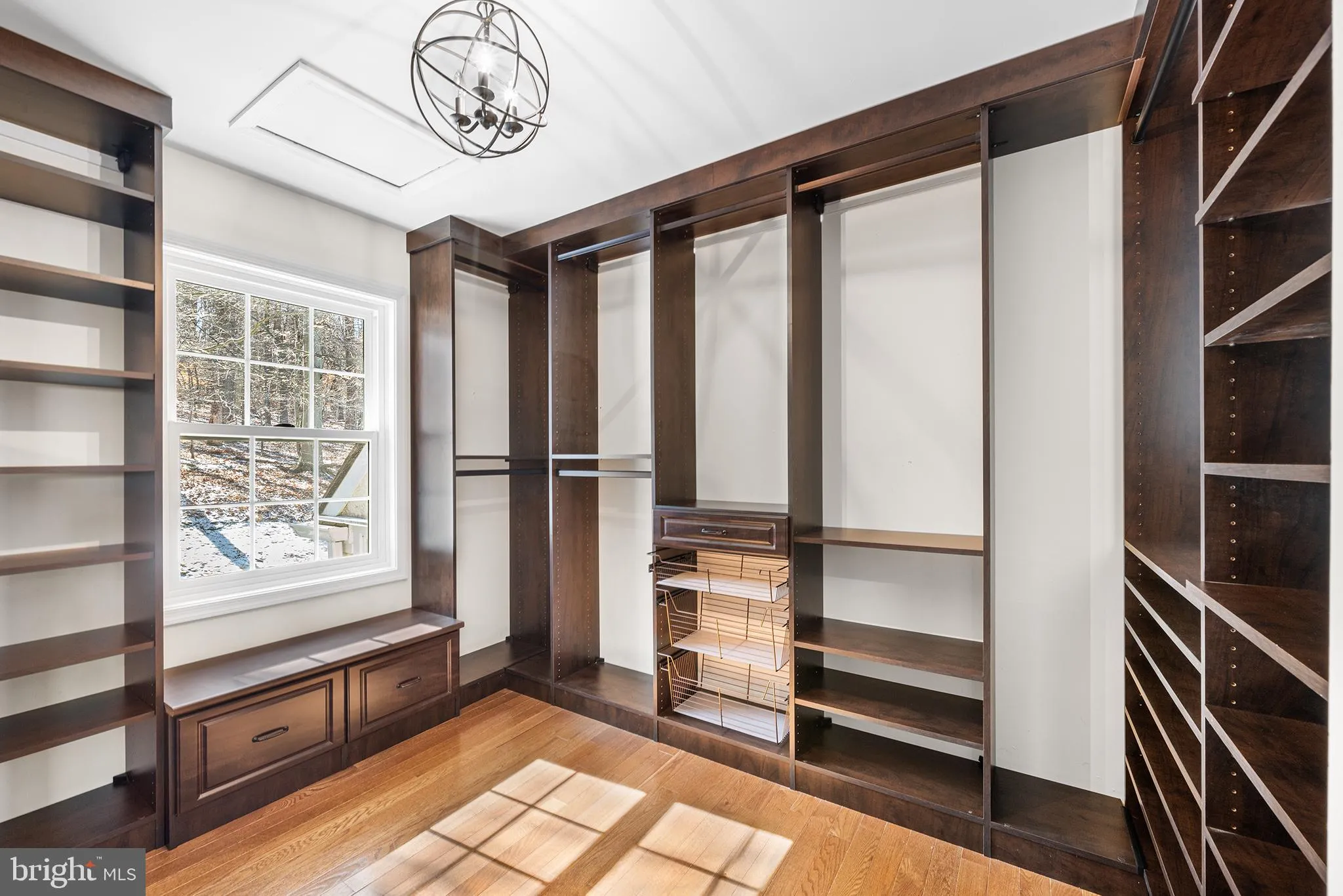 Phoenixville, Pennsylvania 19460, United States, 4 Bedrooms Bedrooms, ,4 BathroomsBathrooms,Residential,Active,77156