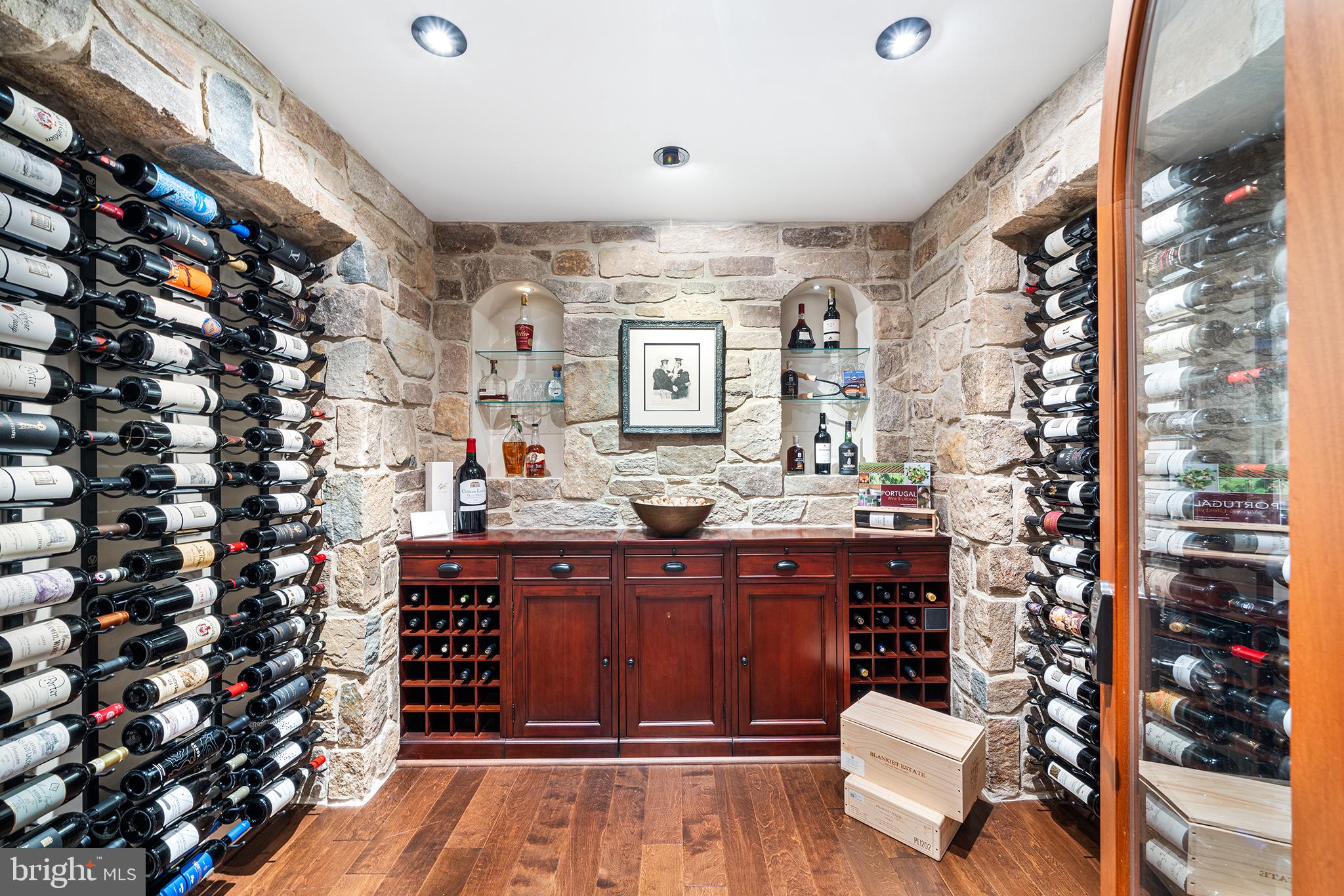 FREEDOMVIEW ESTATE - Residential