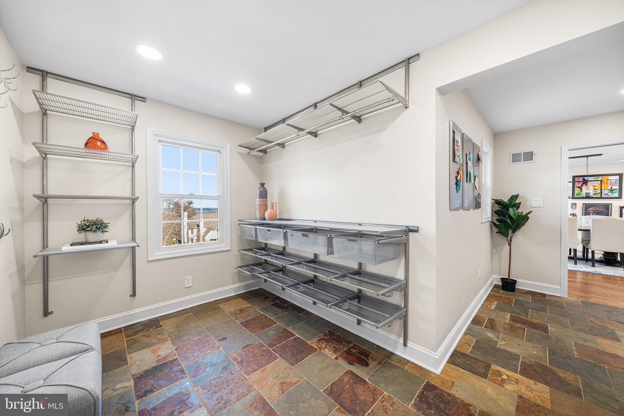 FREEDOMVIEW ESTATE - Residential