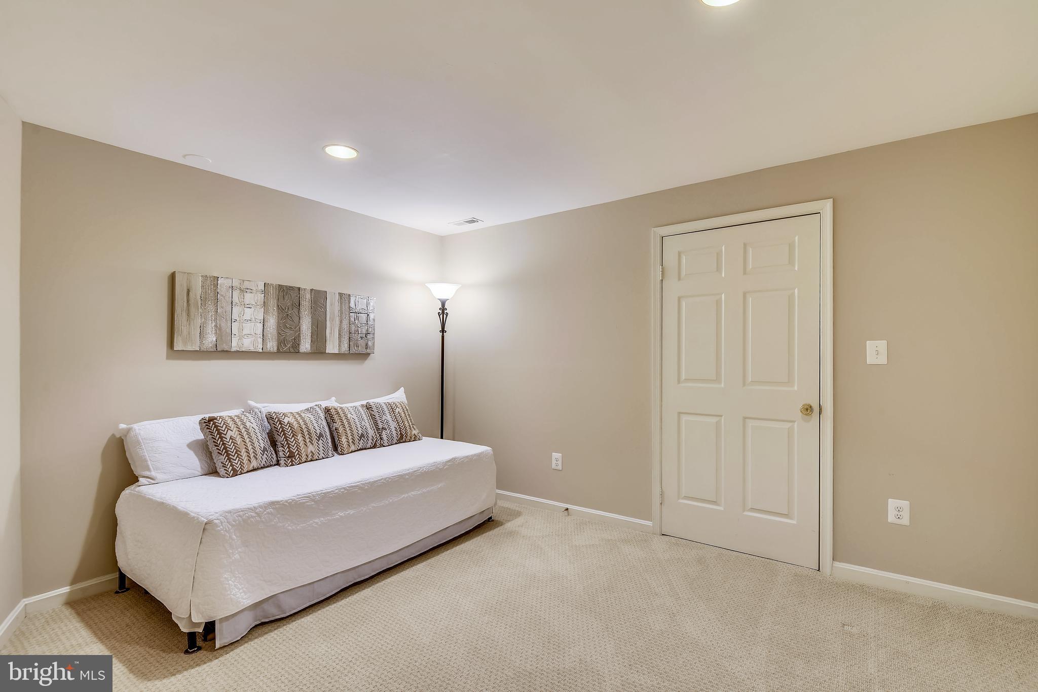 BRIARLYNN ESTATES - Residential