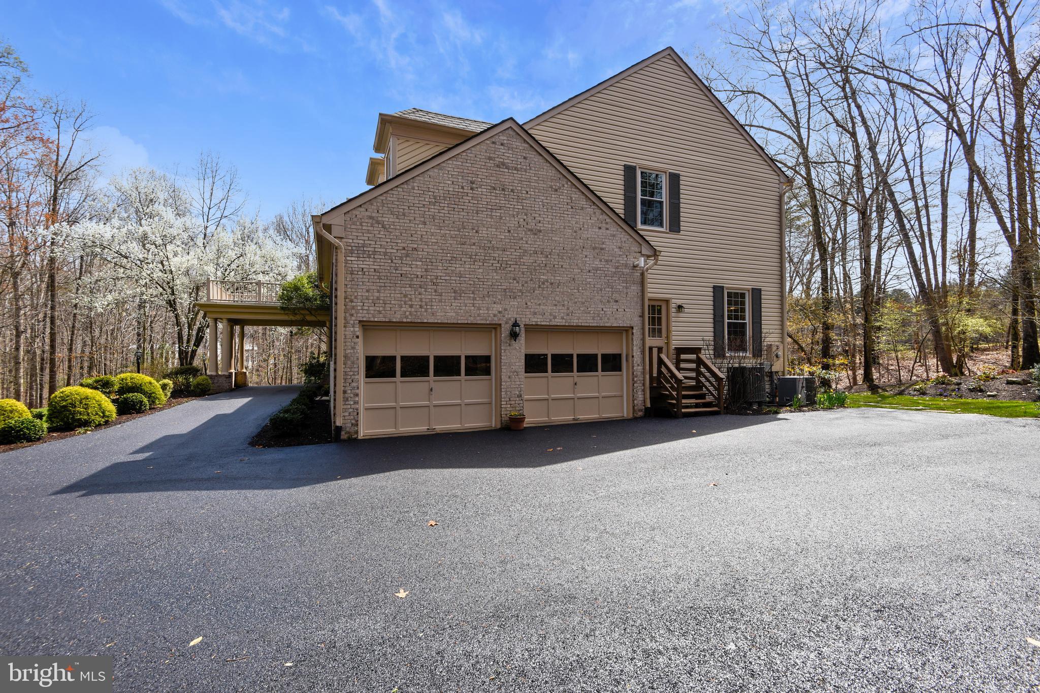 BRIARLYNN ESTATES - Residential