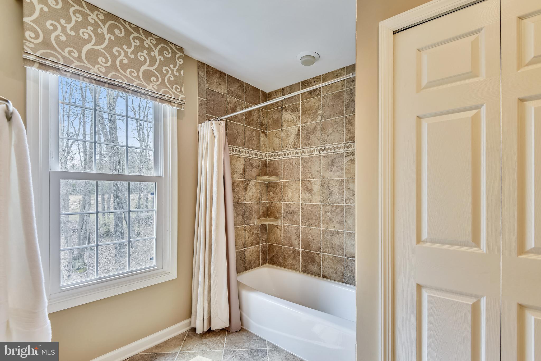 BRIARLYNN ESTATES - Residential