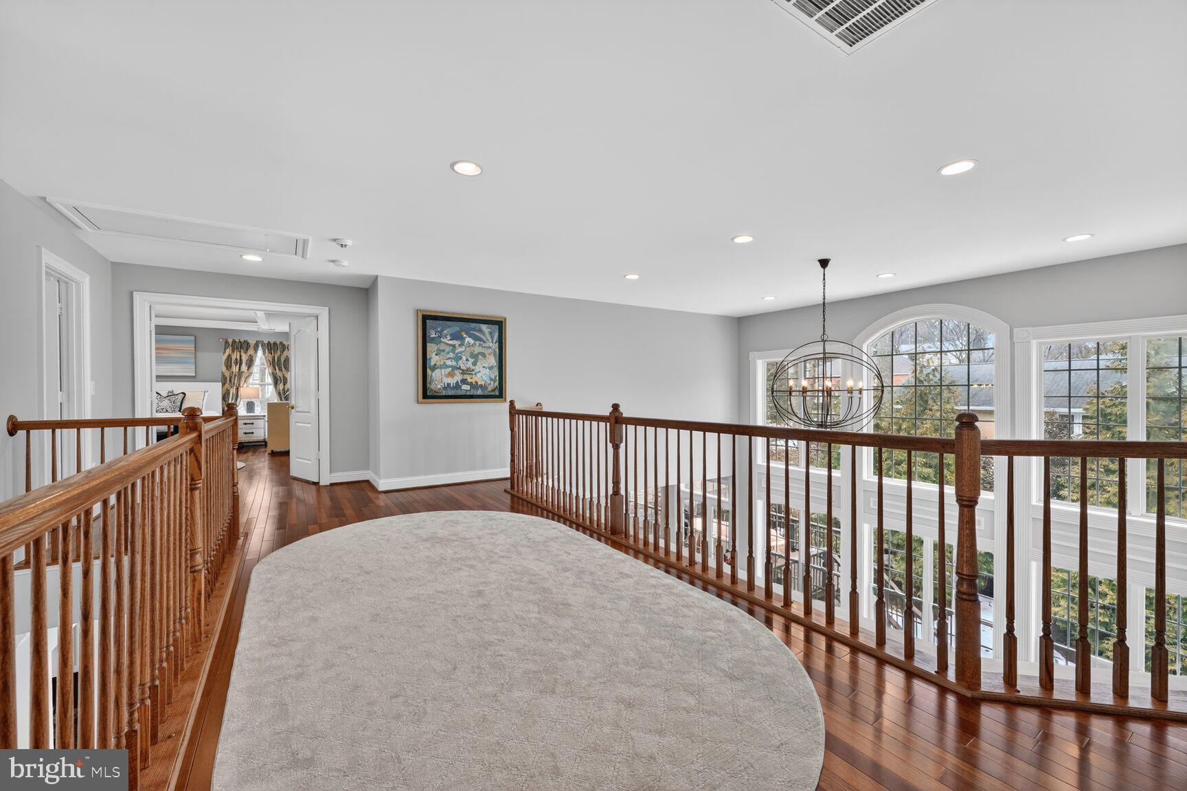 MINOR HILL - Residential