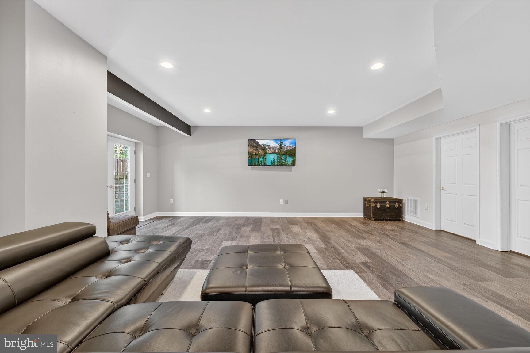 MINOR HILL - Residential