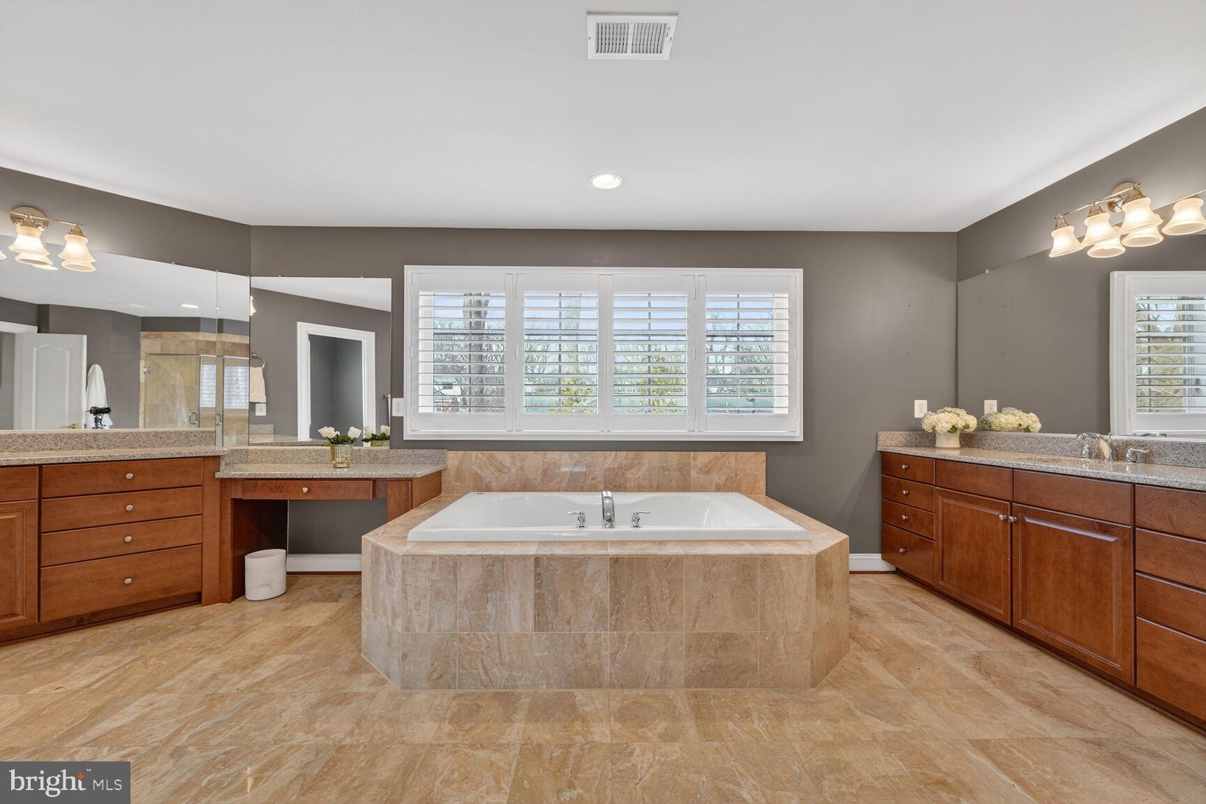 MINOR HILL - Residential