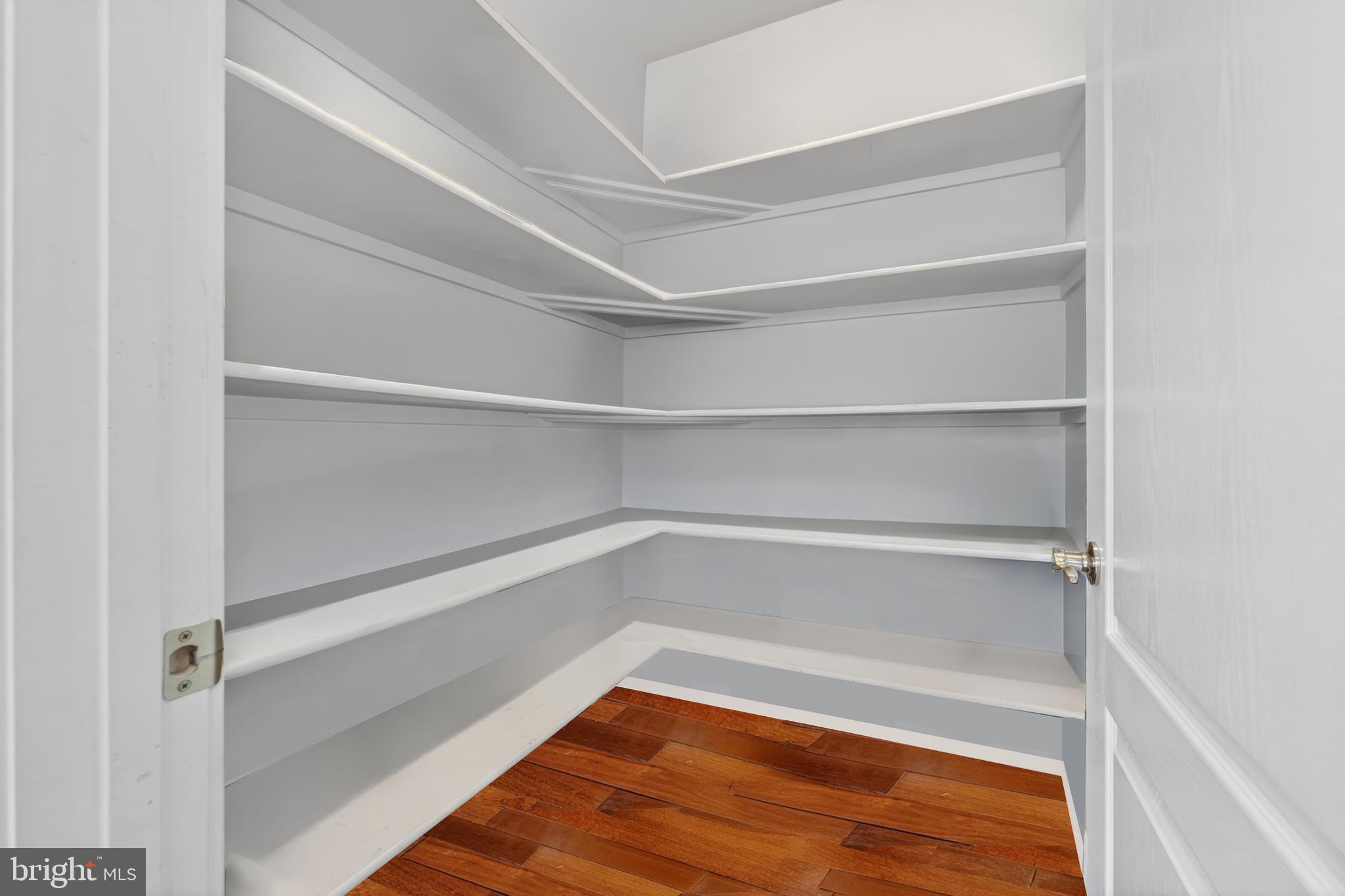 MINOR HILL - Residential