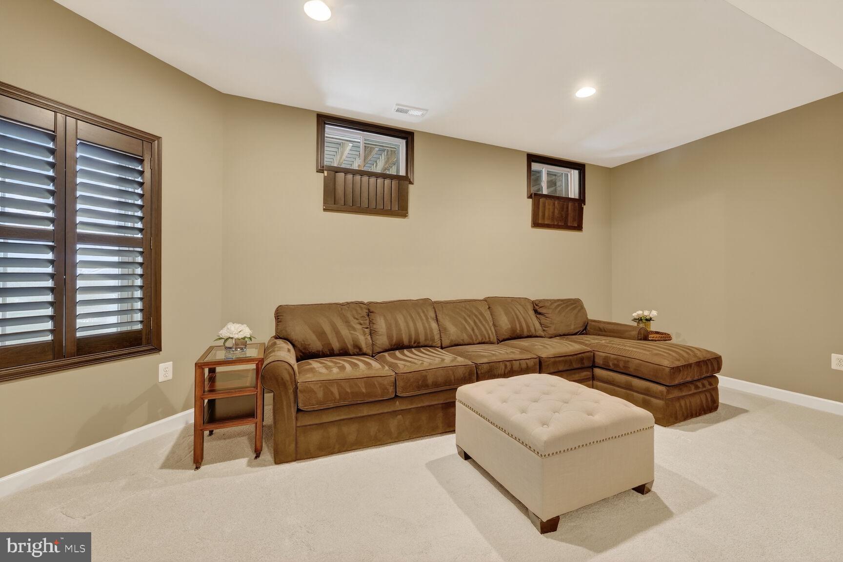 MINOR HILL - Residential