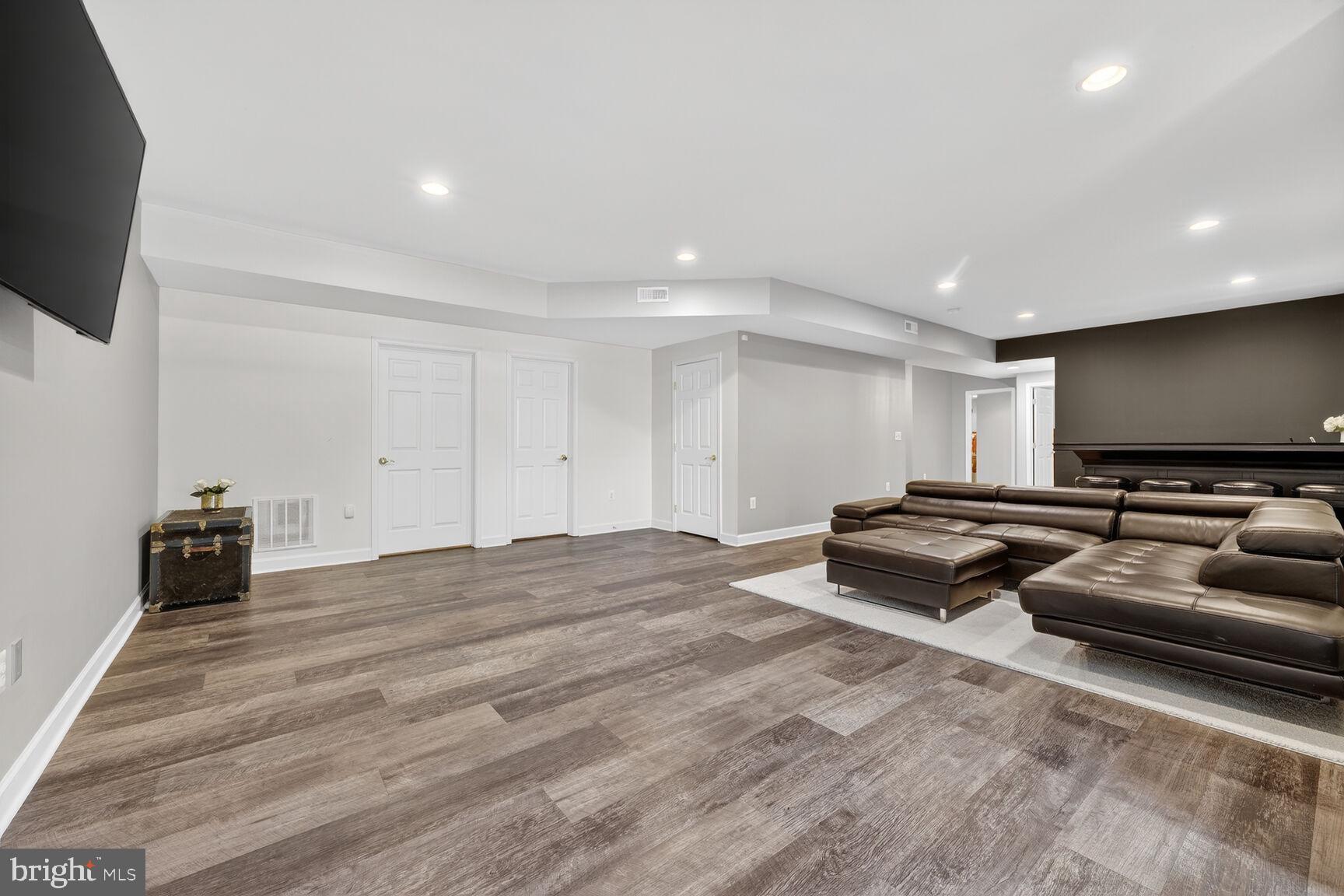 MINOR HILL - Residential