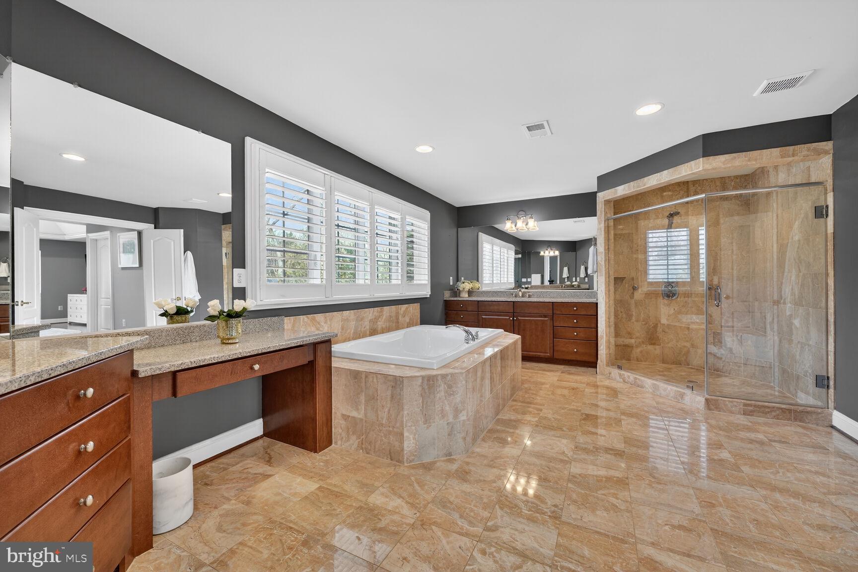 MINOR HILL - Residential