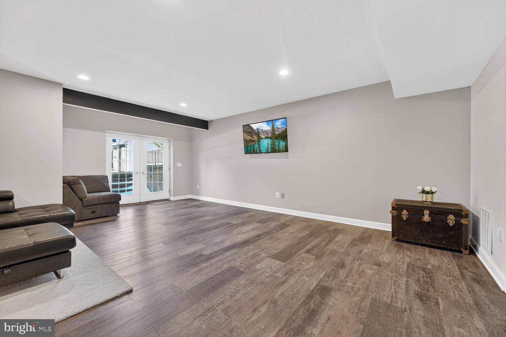 MINOR HILL - Residential