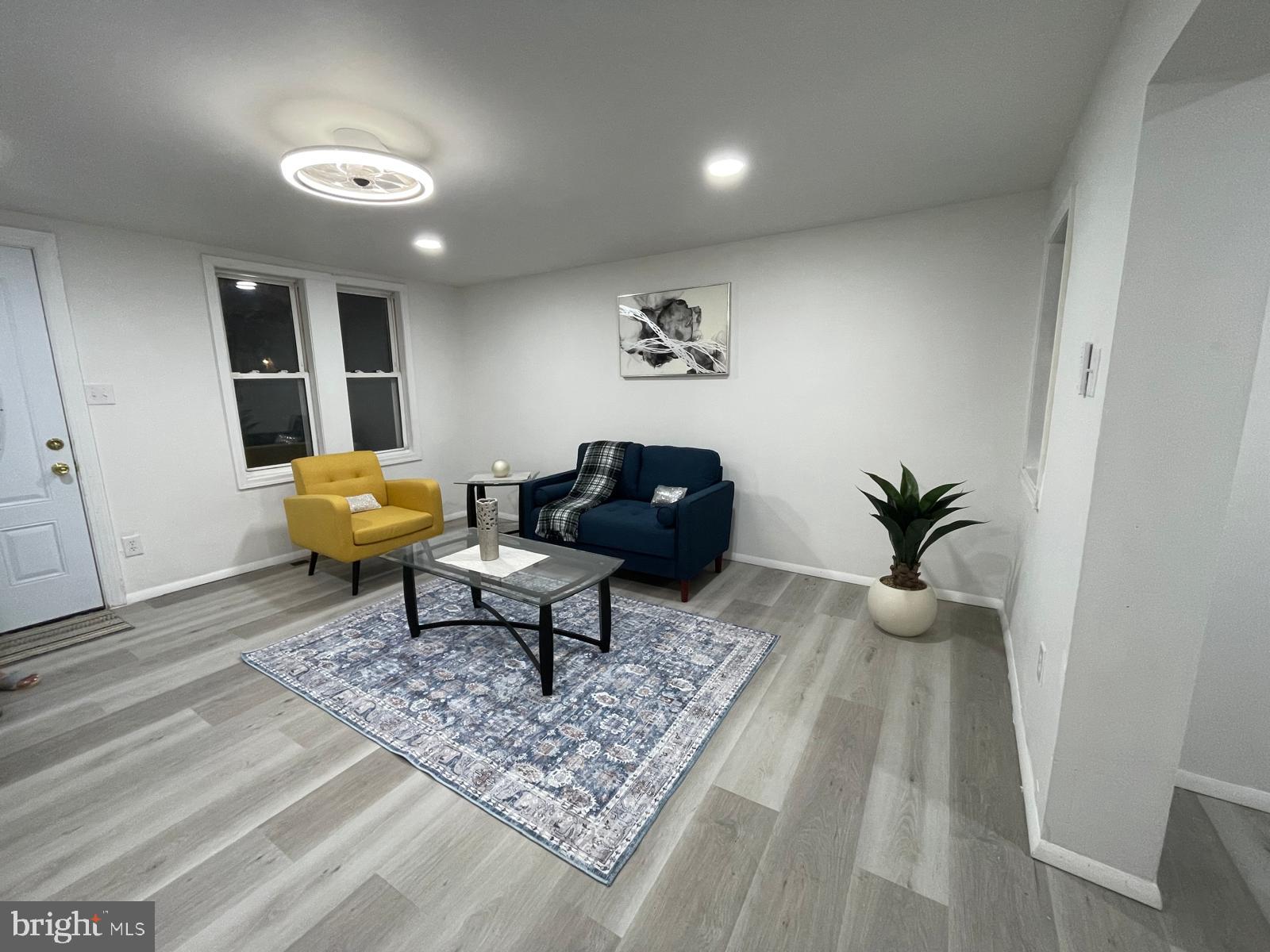238 S 4TH STREET